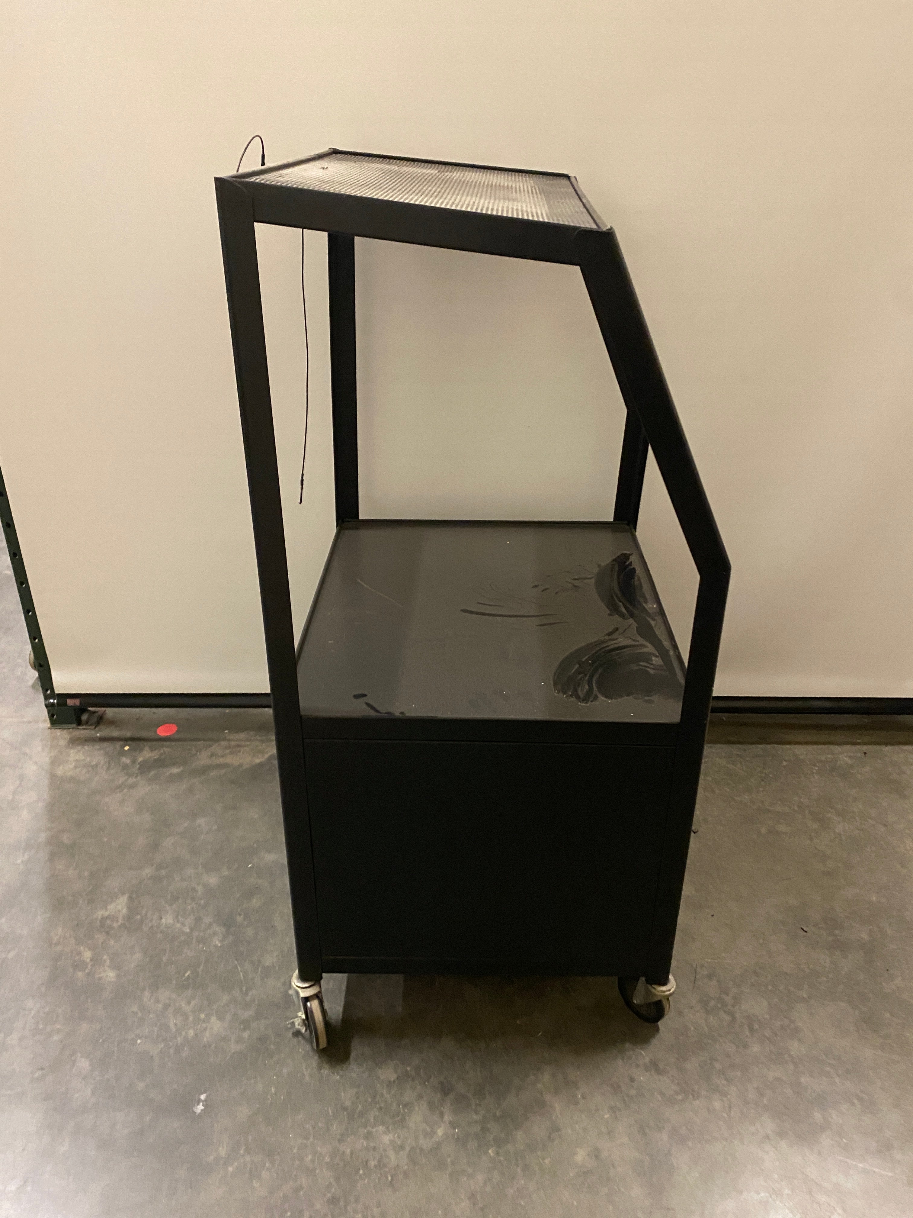 Bretford Rolling Cart