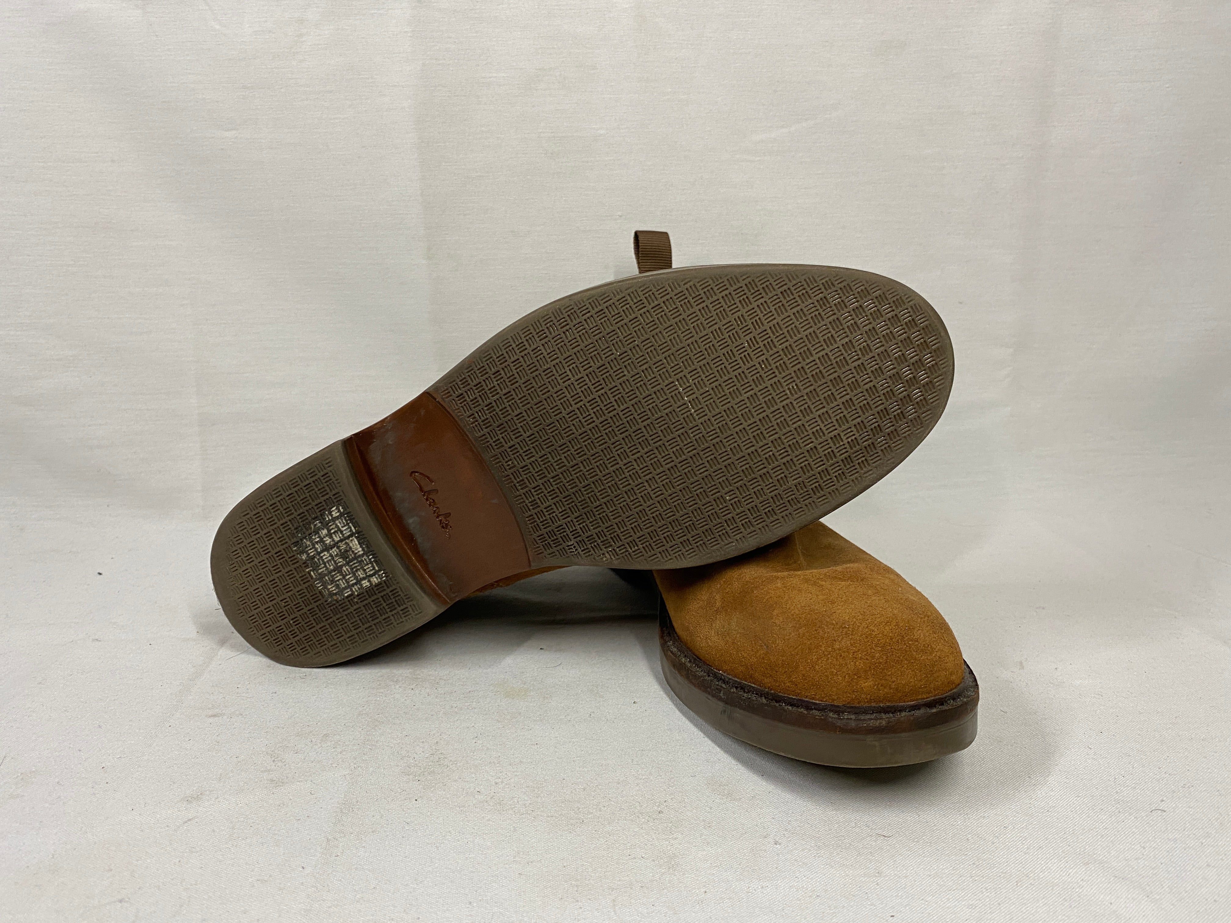 Brown Clarks Collection Ultimate Comfort Suede Chelsea Boots Men's Size 9