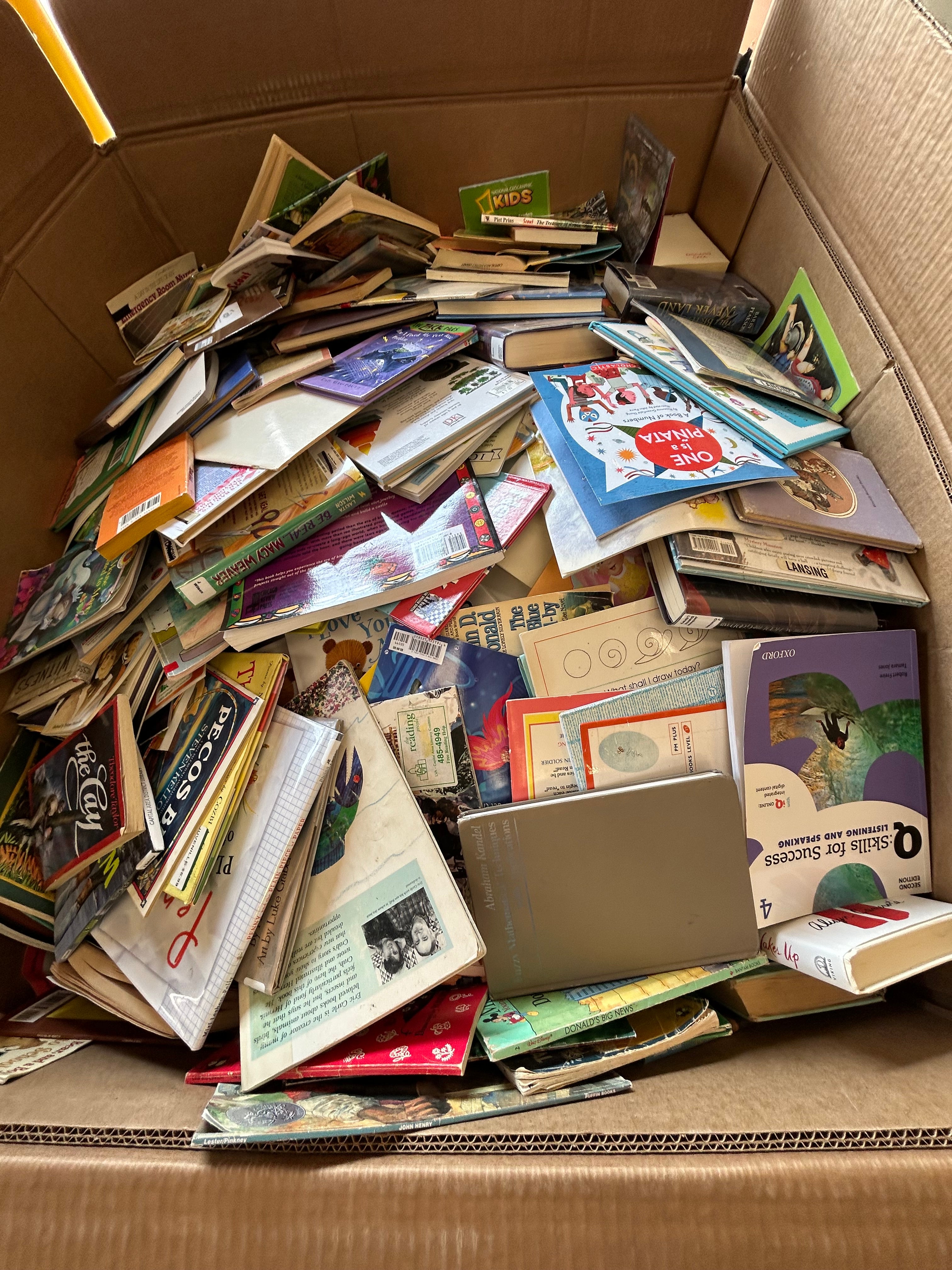 Bulk Book Lot Mixed - 1010 lbs.