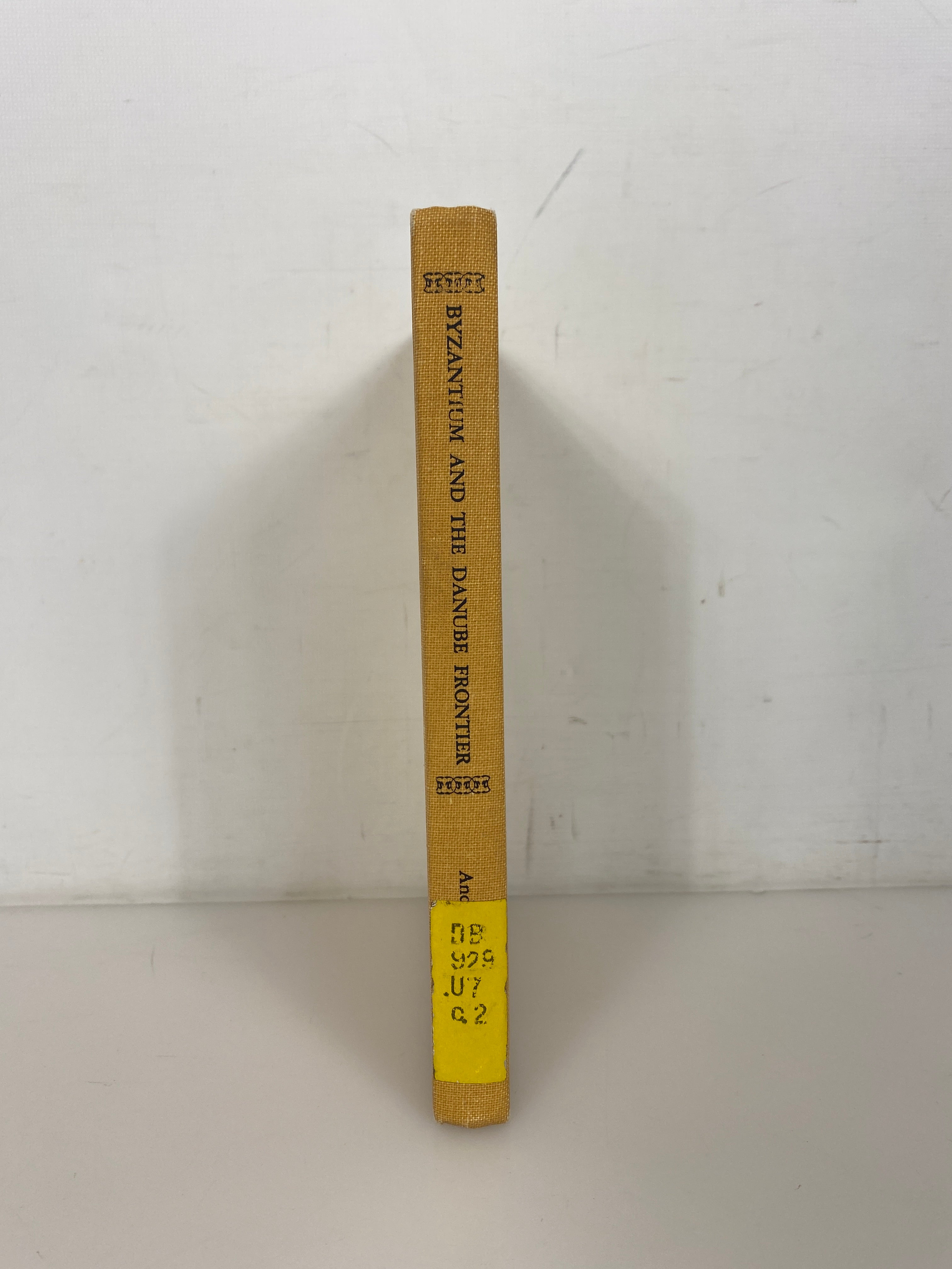 Byzantium & the Danube Frontier by Urbansky 1968 Ex-Library HC