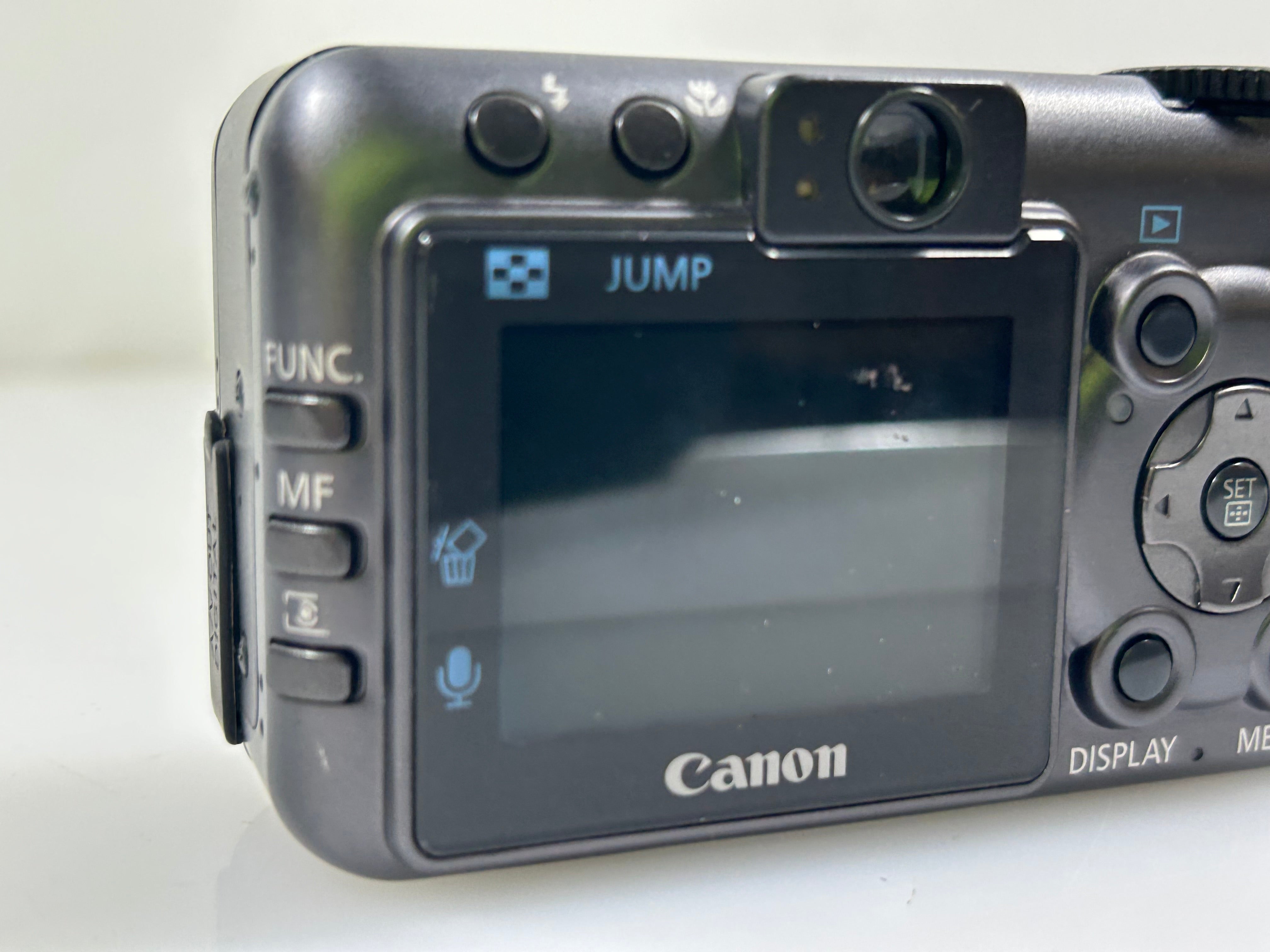 Canon PowerShot S70 Digital Camera