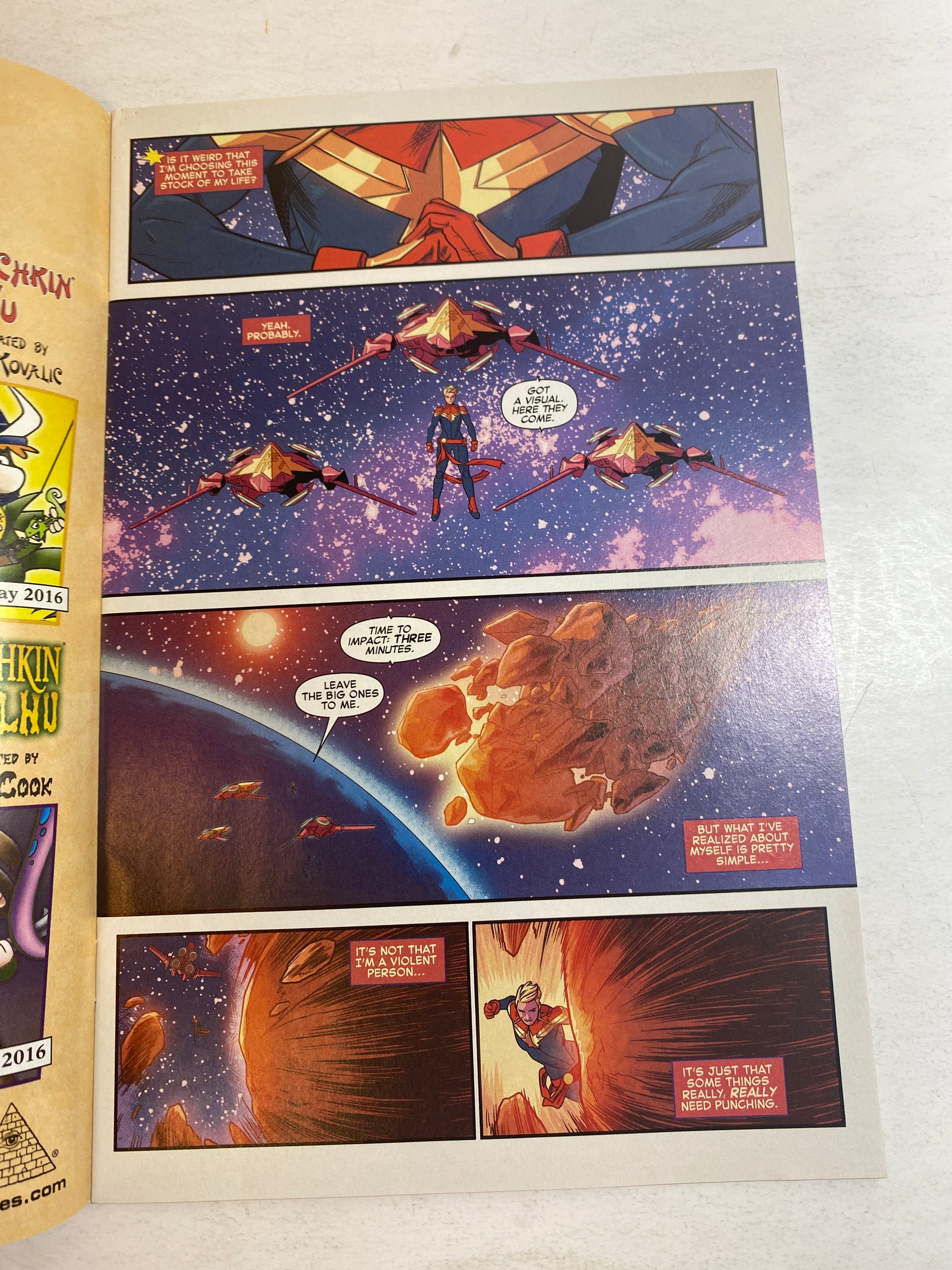 Captain Marvel Comic #1 Variant 2016