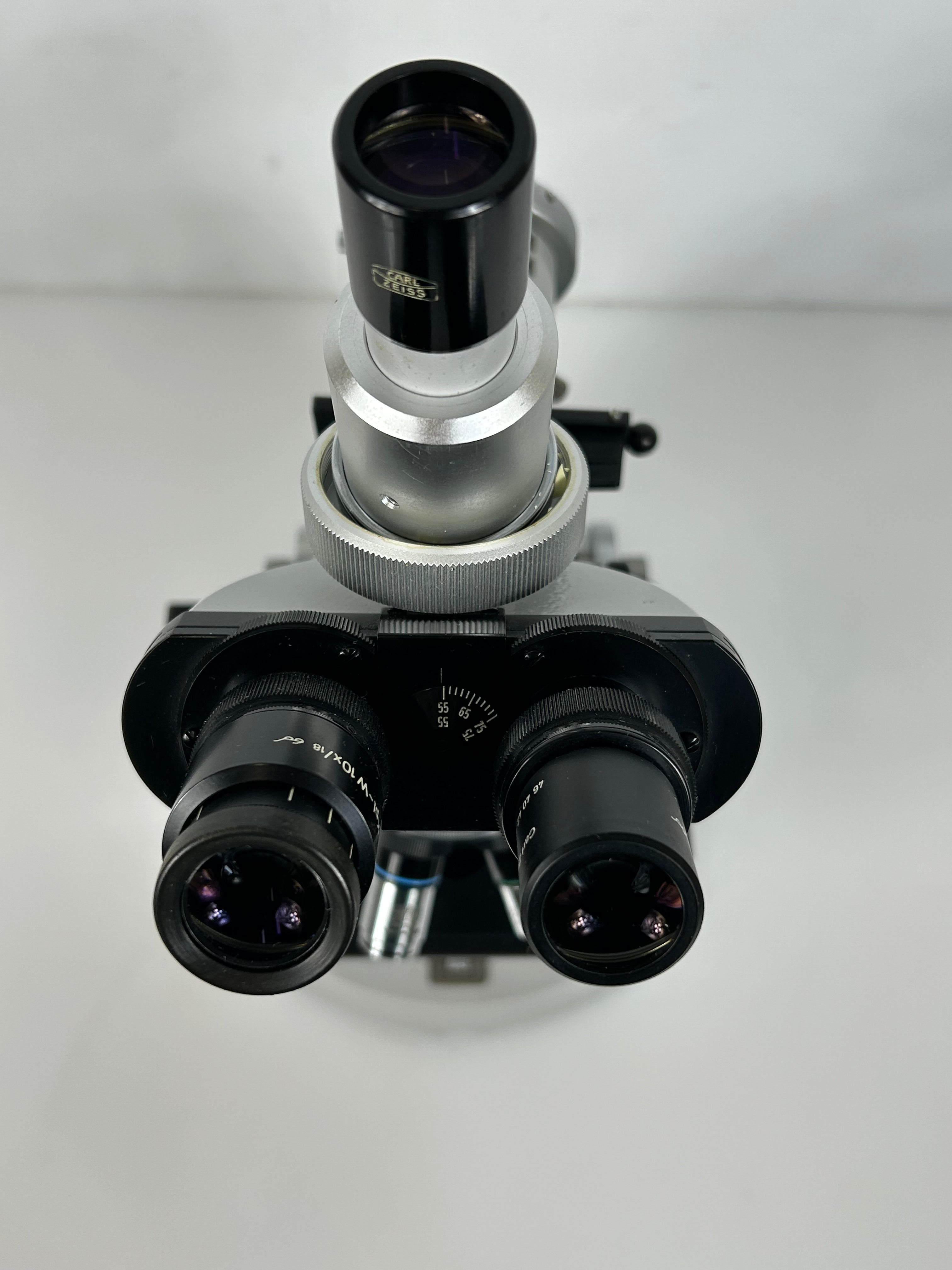 Carl Zeiss Trinocular Fluorescence Microscope