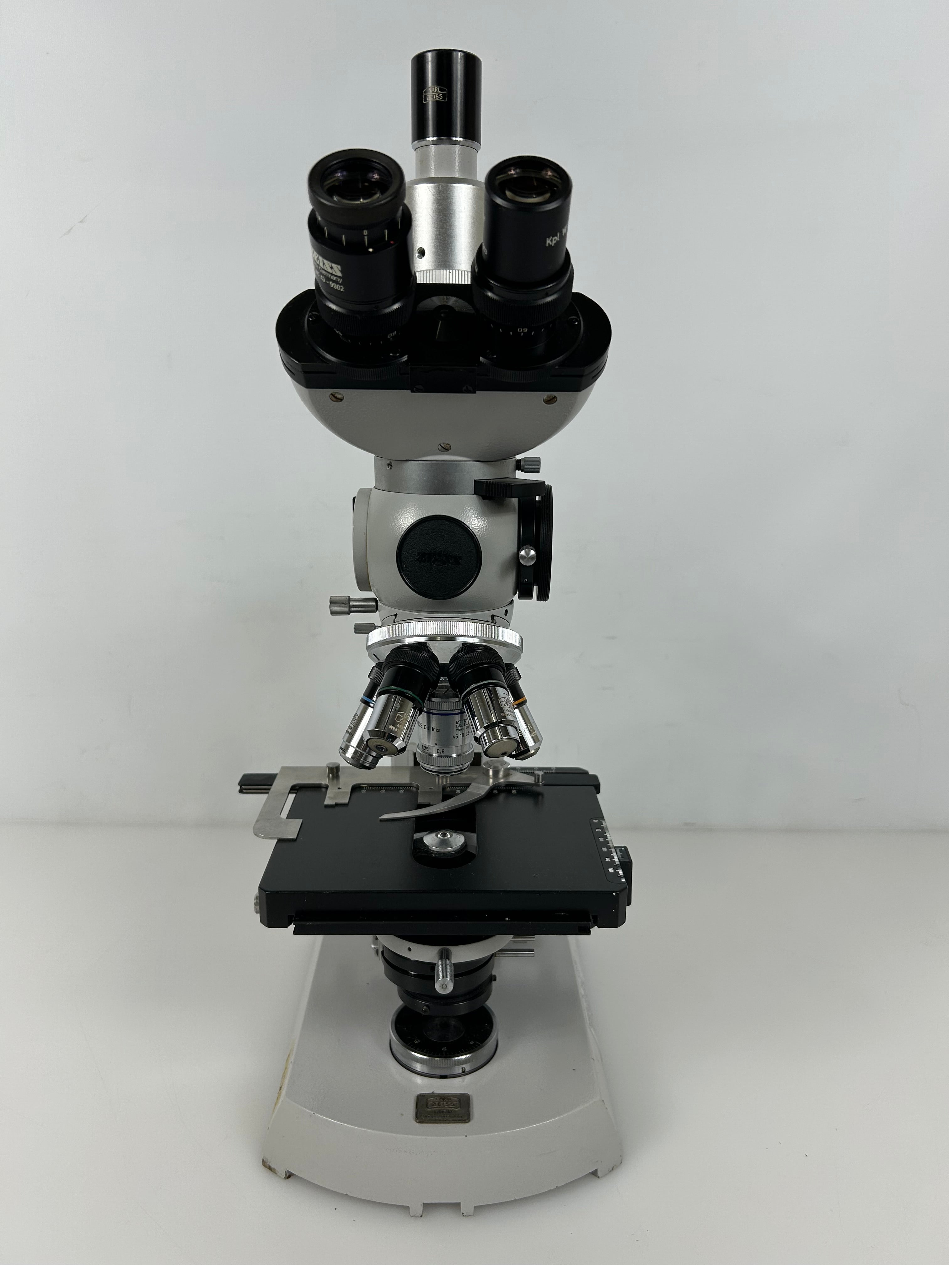 Carl Zeiss Trinocular Fluorescence Microscope