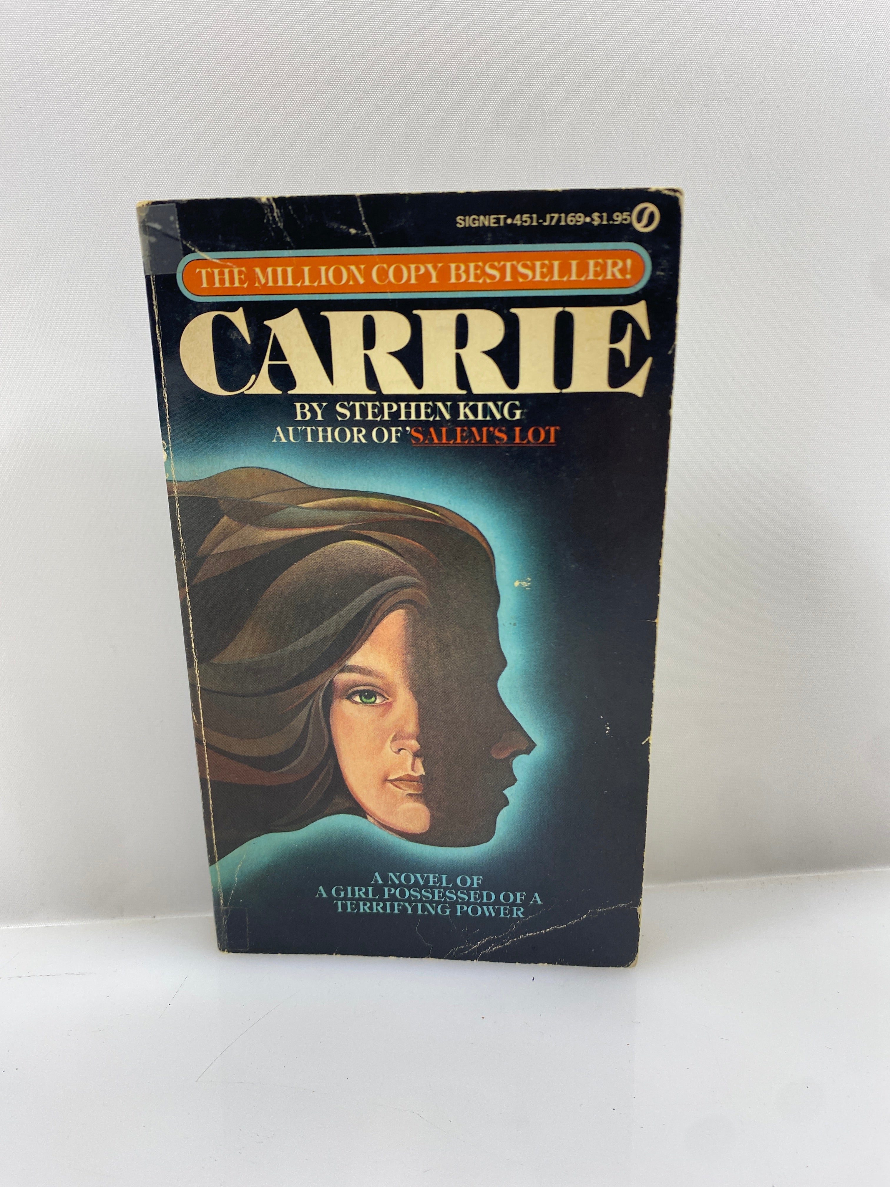 Carrie by Stephen King 1st Signet Printing 1975 SC