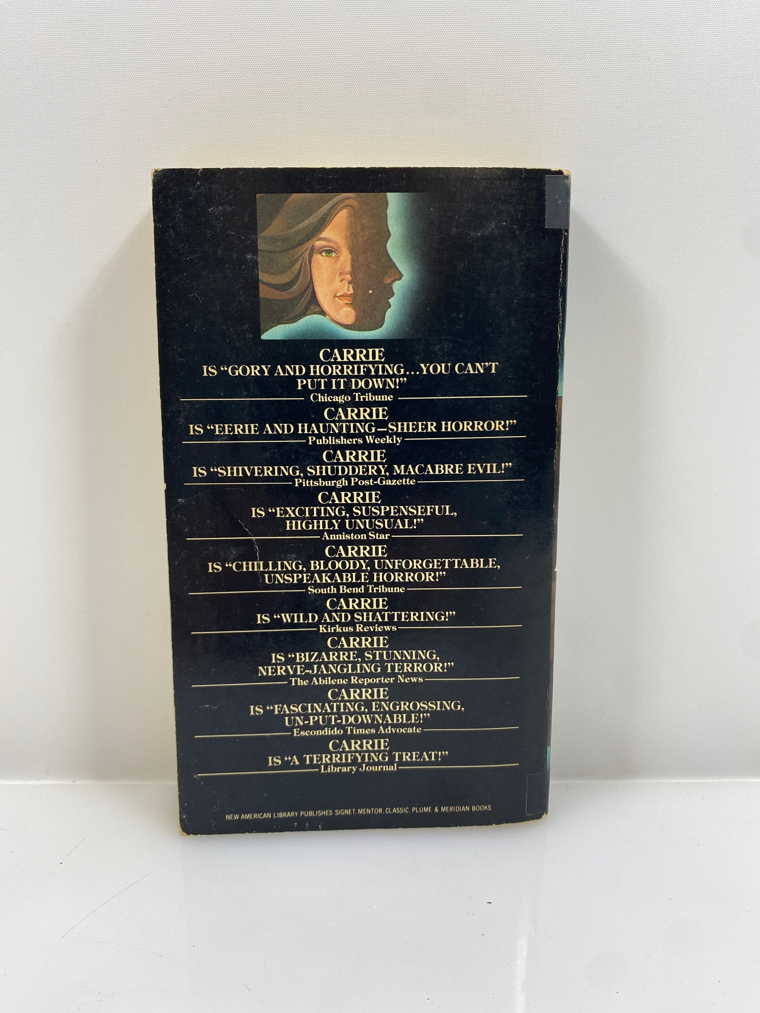 Carrie by Stephen King 1st Signet Printing 1975 SC