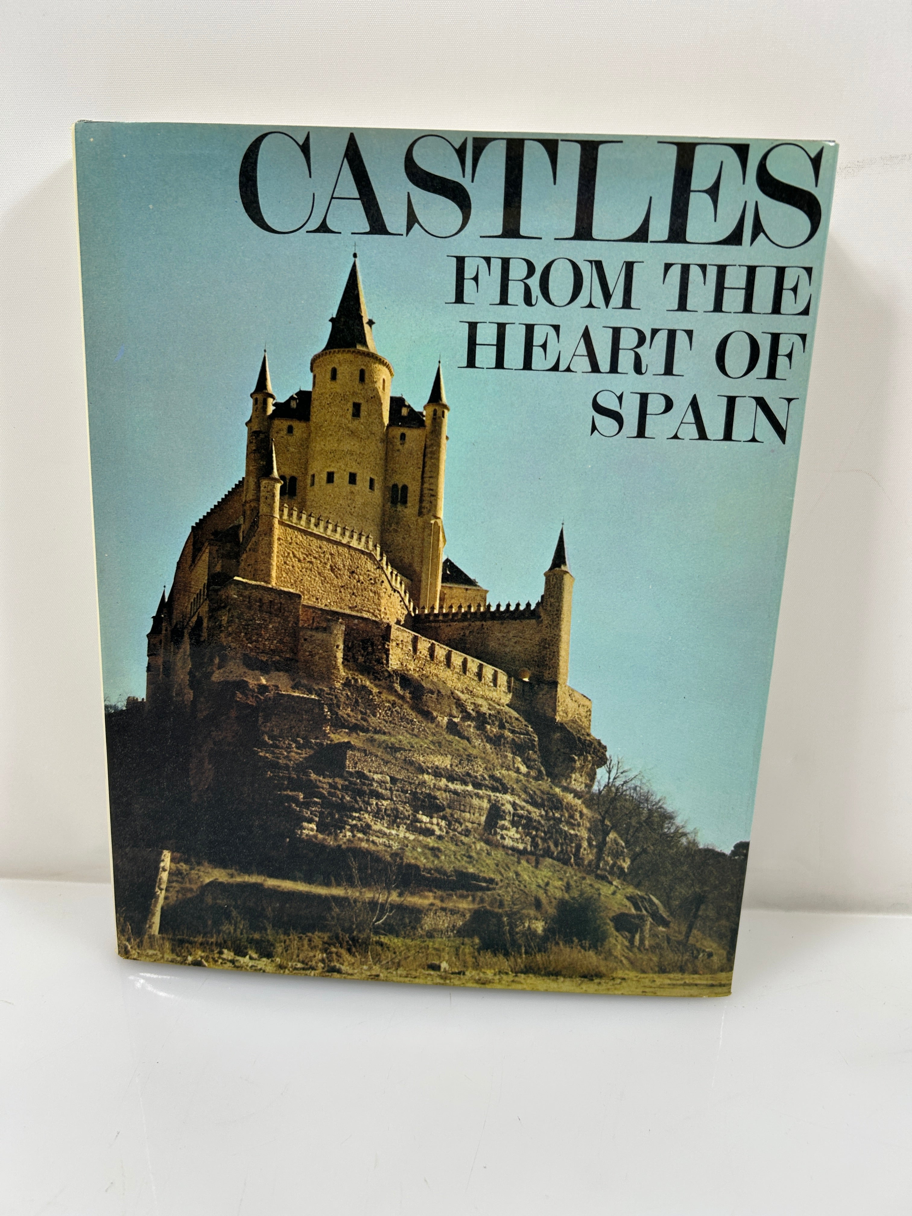 Castles from the Heart of Spain by Alberto A  Weissmuller 1967 1st Ed HCDJ