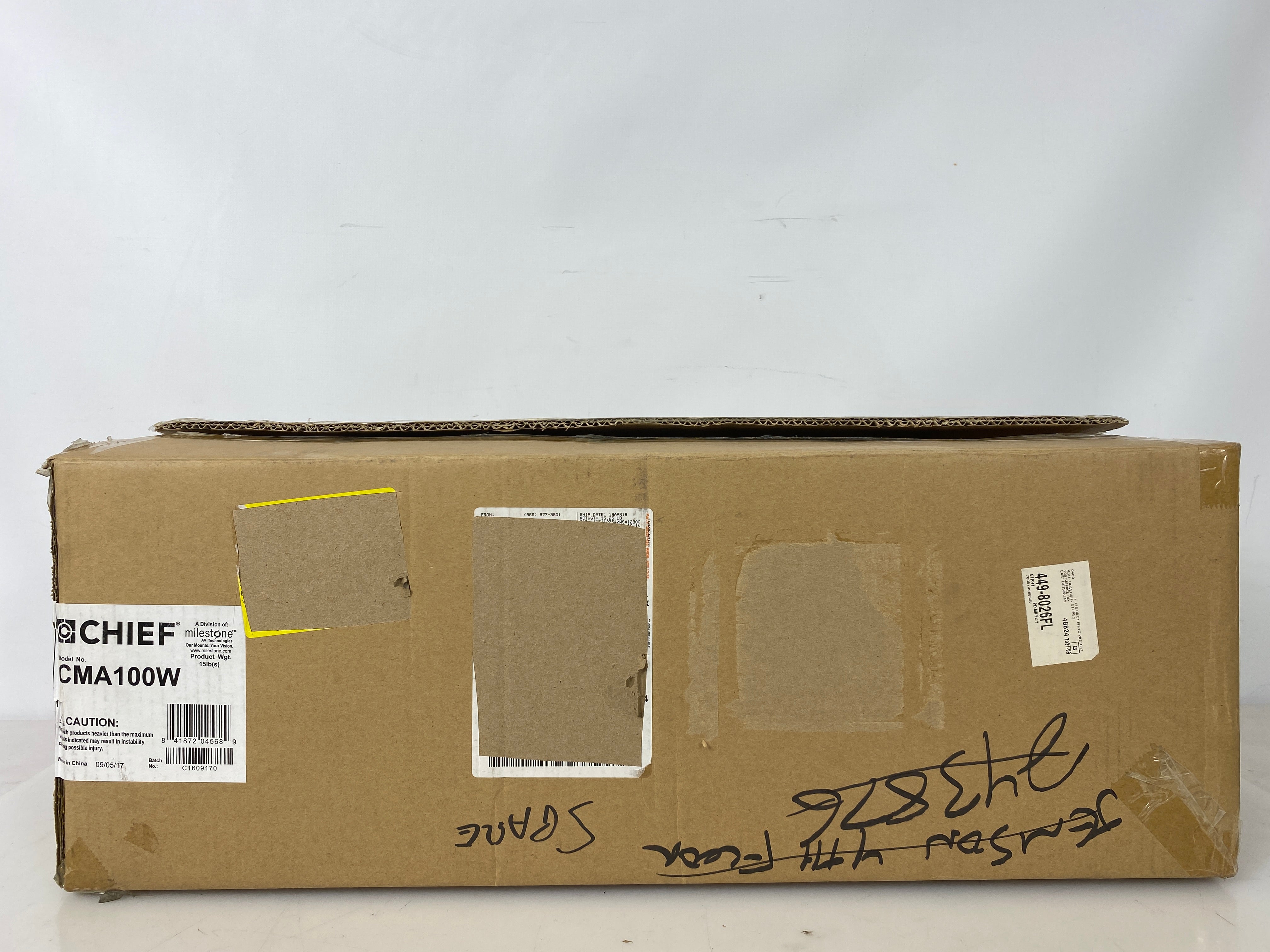 Chief CMA100W 8" Ceiling Plate with Adjustable 1.5" NPT Column *New*