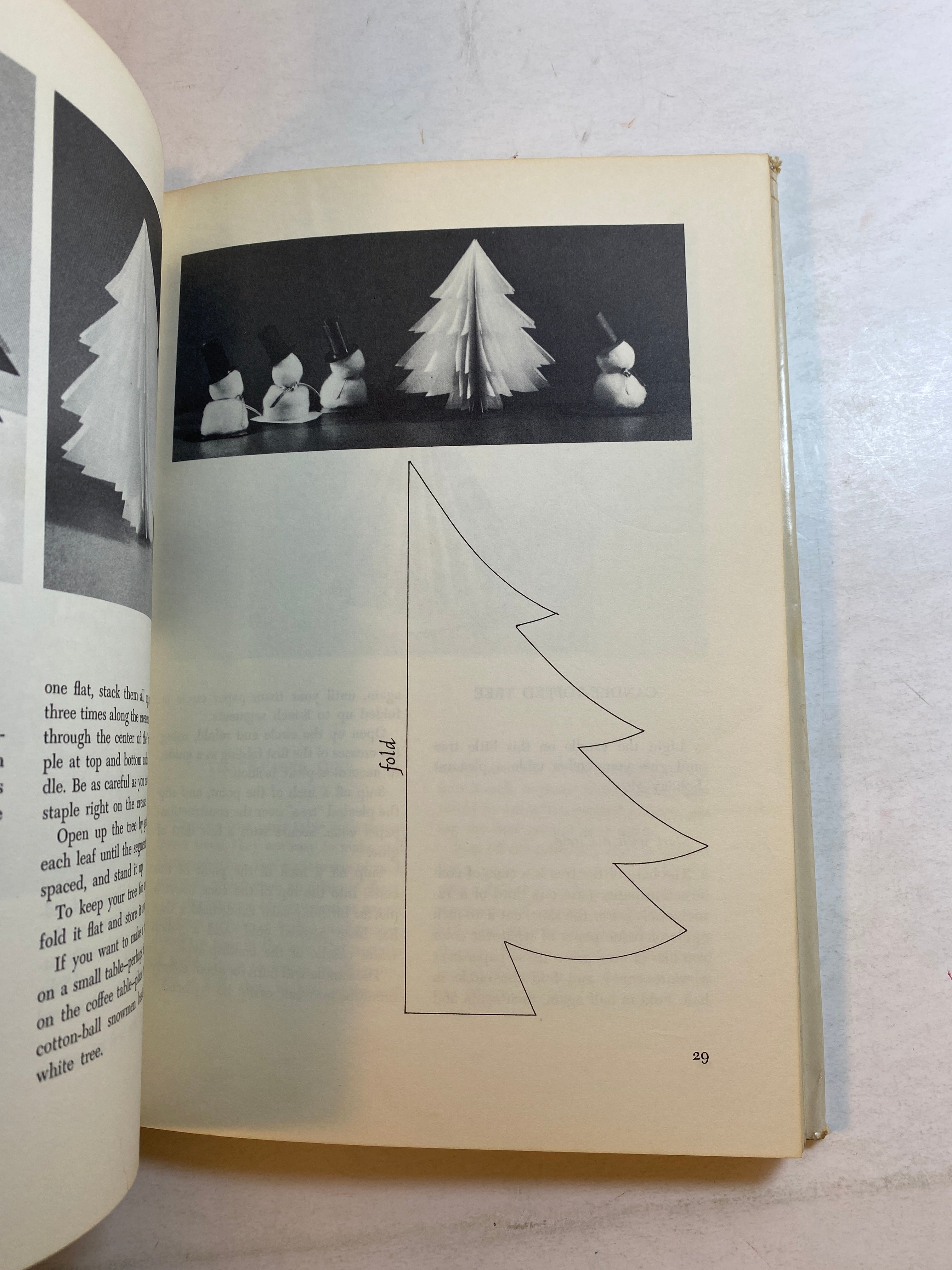 Christmas Magic HCDJ 1964 Margaret Perry