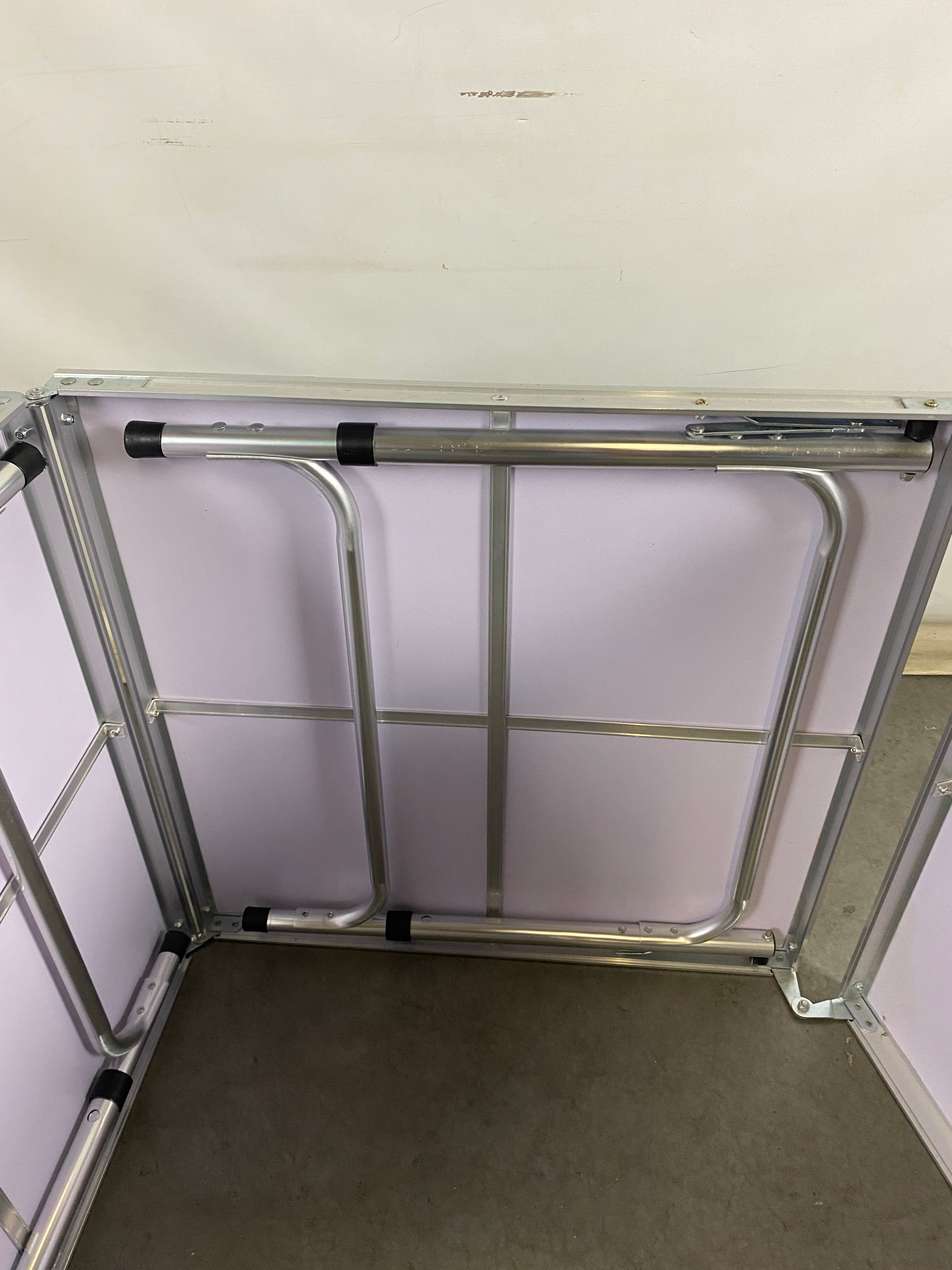 Collapsible Detroit Lions Beer Pong Table