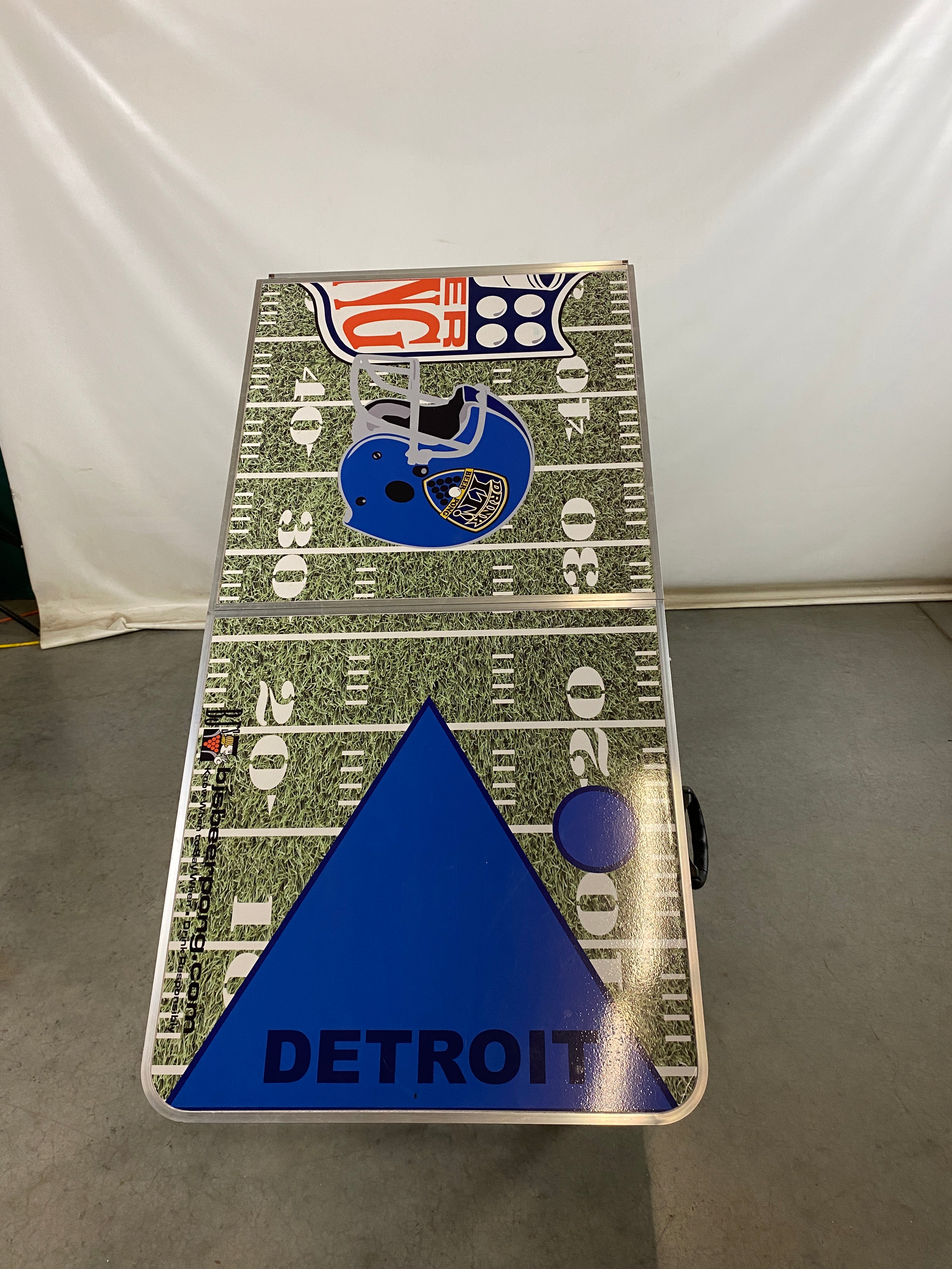 Collapsible Detroit Lions Beer Pong Table