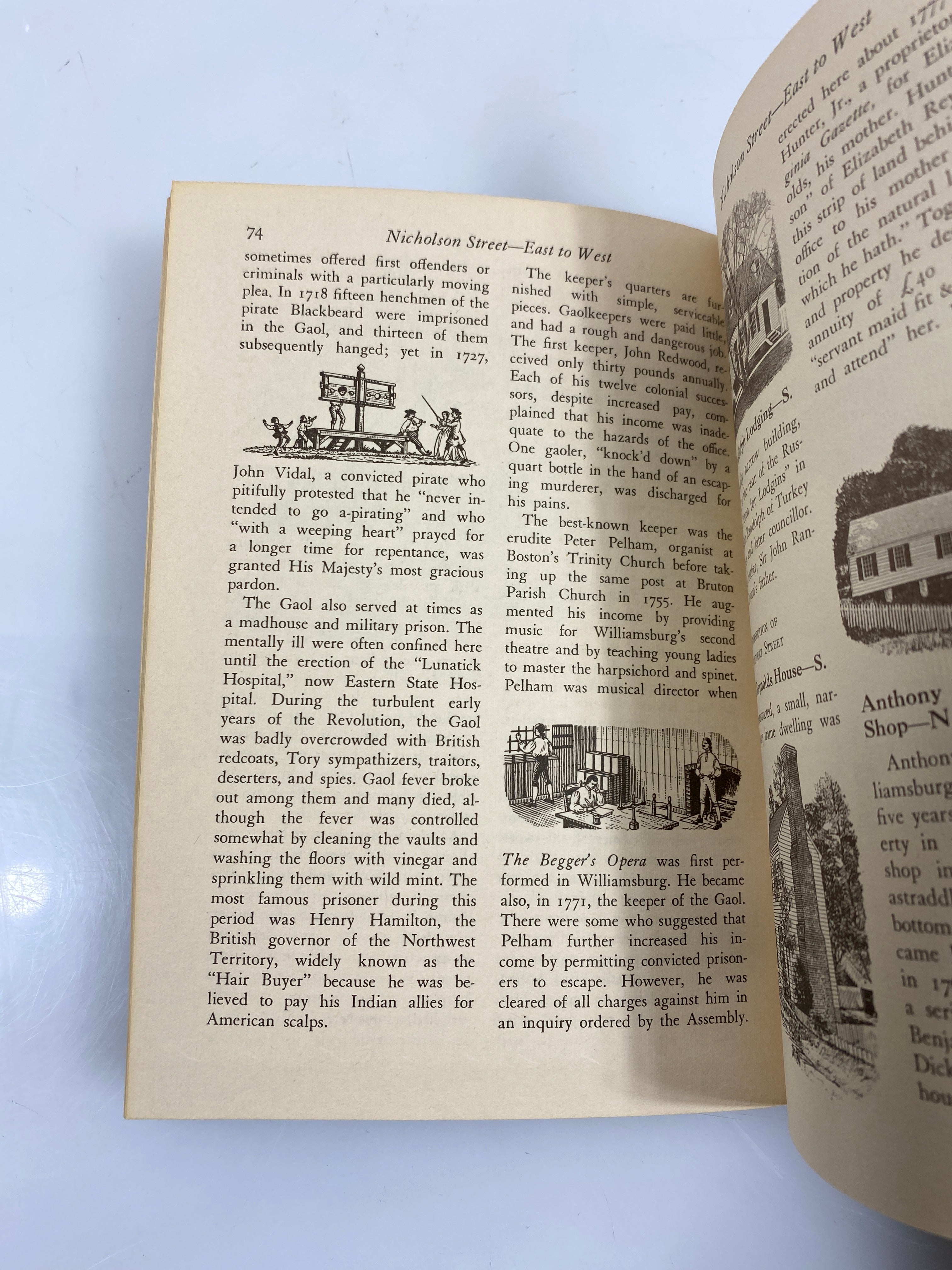 Colonial Williamsburg Official Guidebook 1968 SC