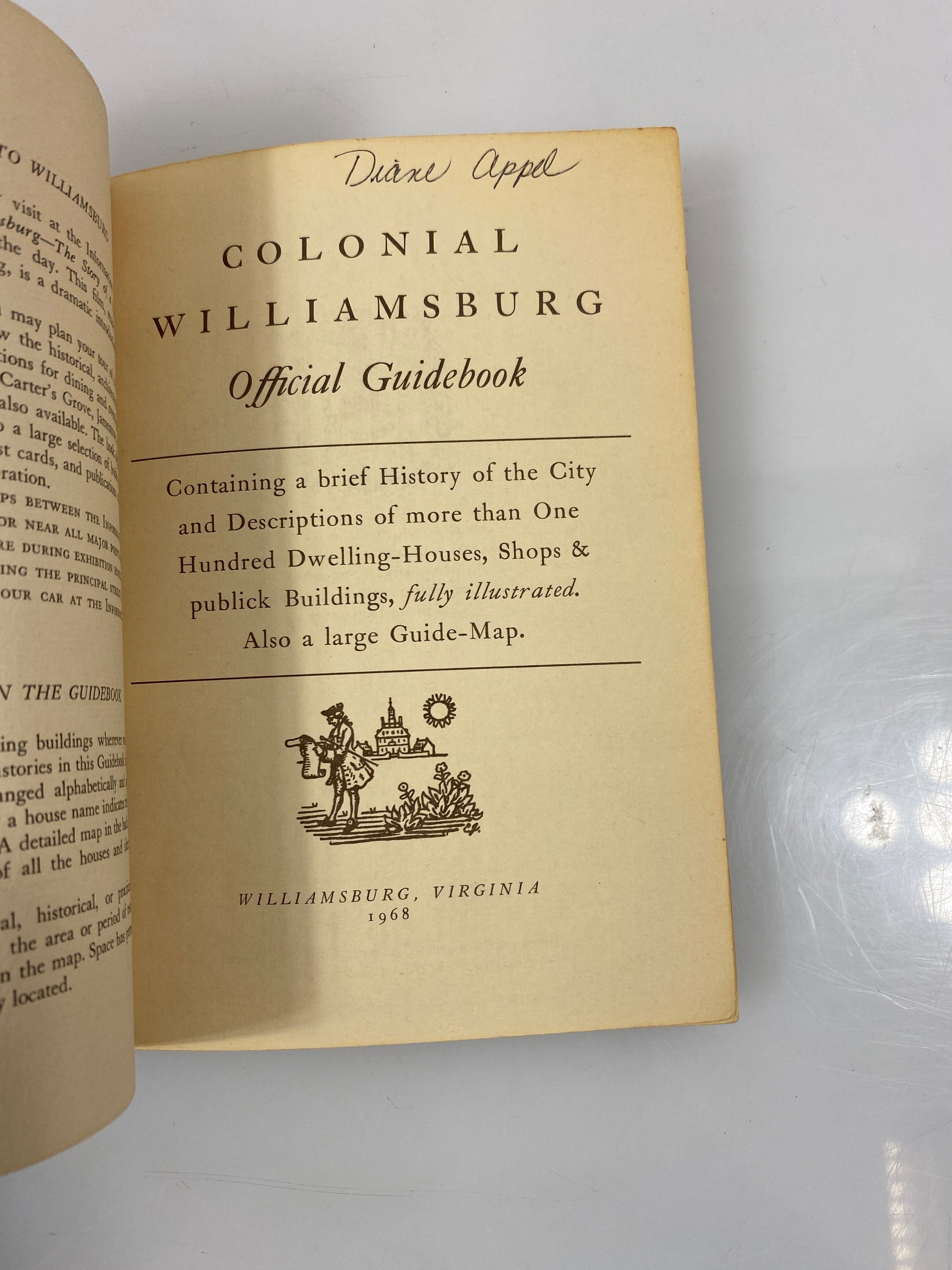 Colonial Williamsburg Official Guidebook 1968 SC