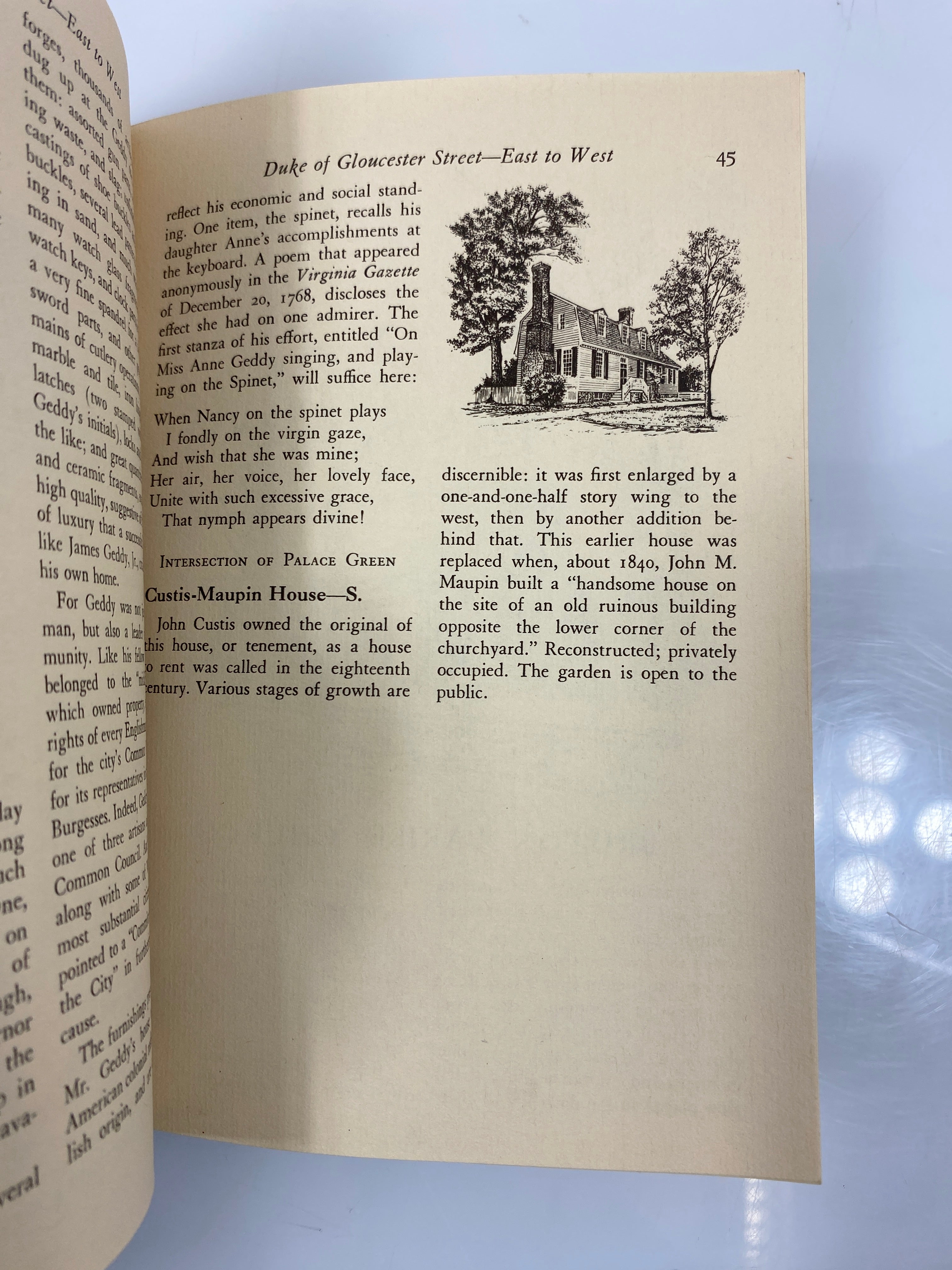 Colonial Williamsburg Official Guidebook & Map 1970 SC