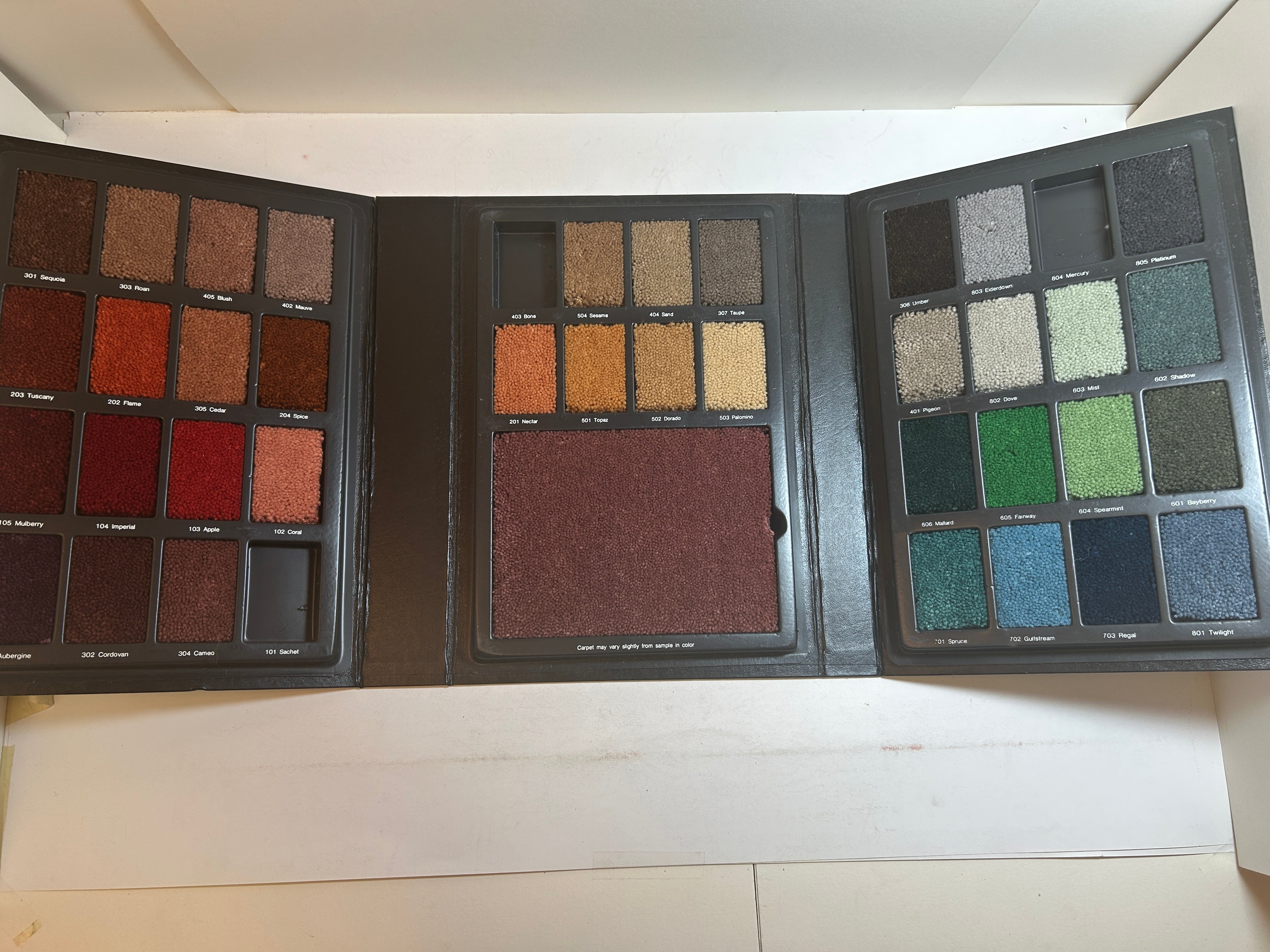 Commercialon Carpet Sample Book