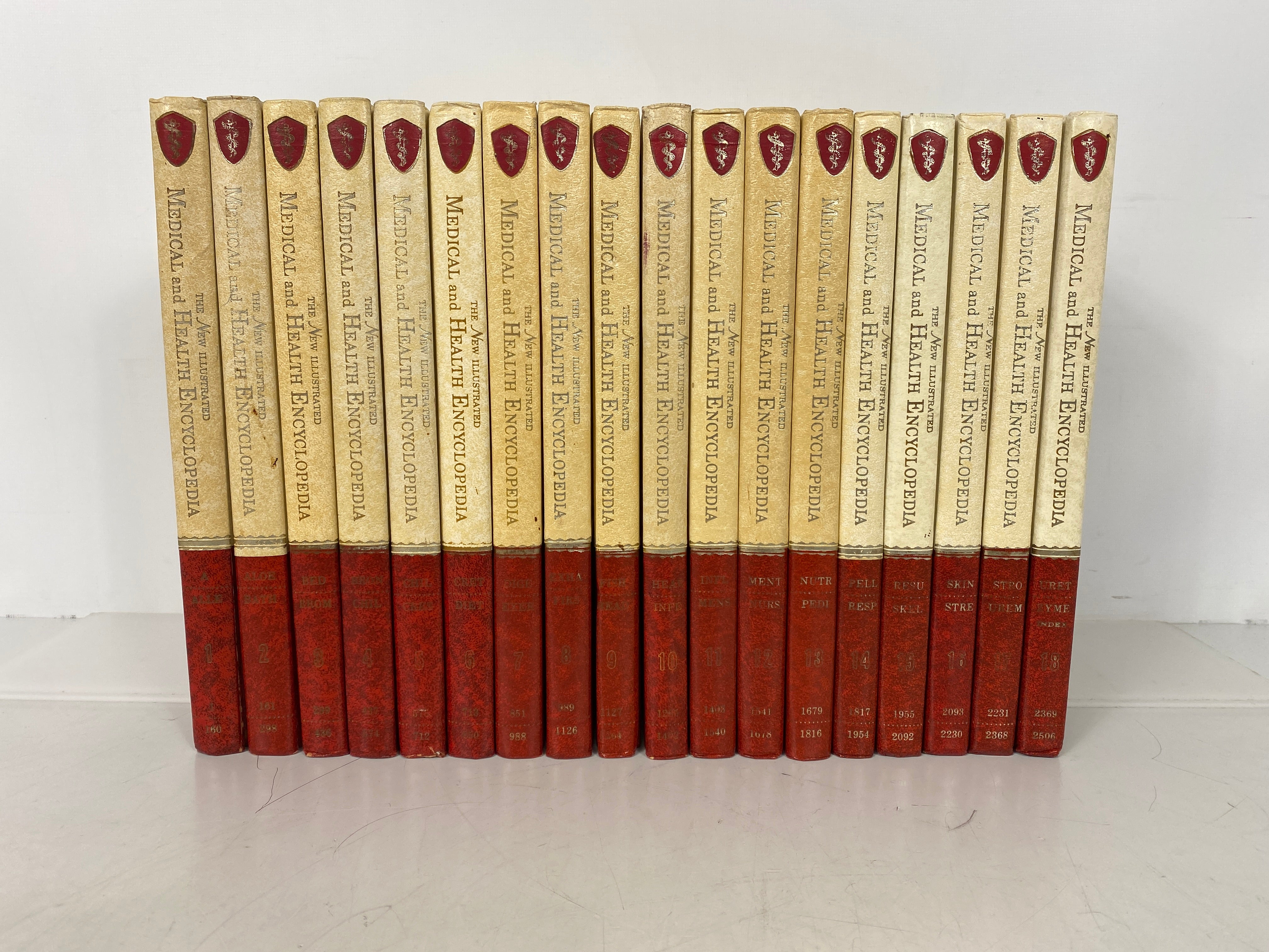 Complete 18 Volume Set: The New Illustrated Medical & Health