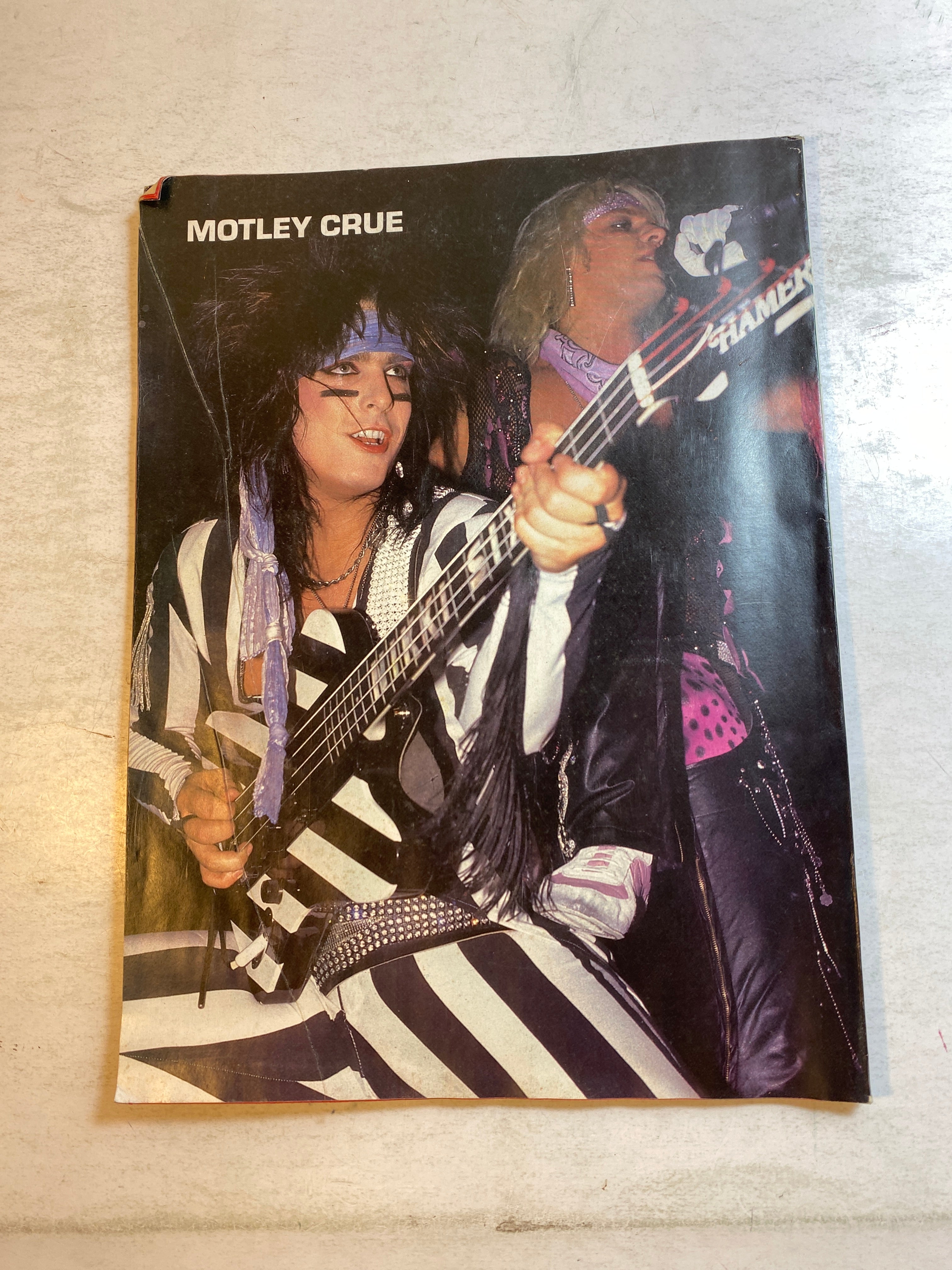 Concert Shots #5 by Rock Scene March 1986 AC/DC
