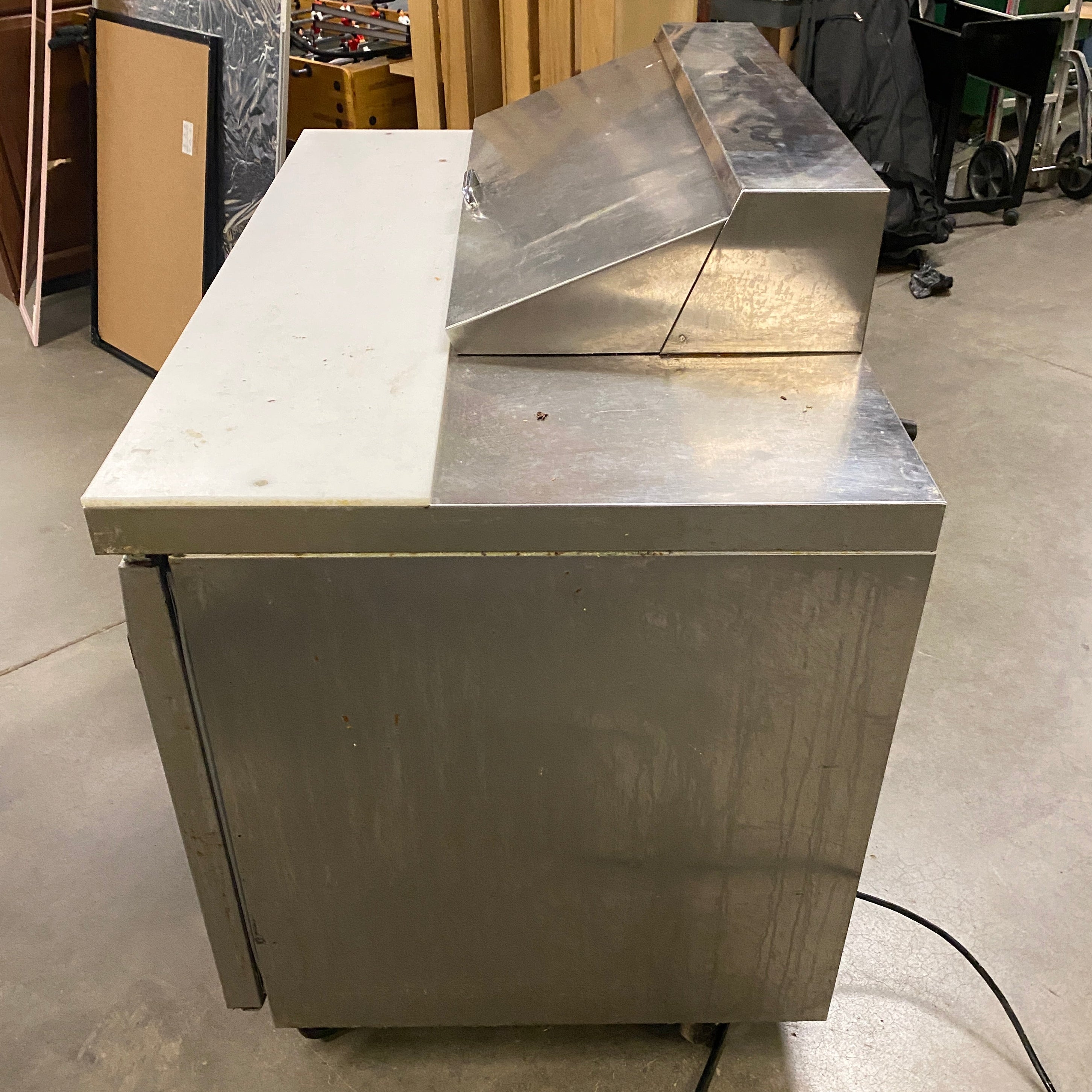 Continental #DL48-10 Deli 2 Door Cooling Cart