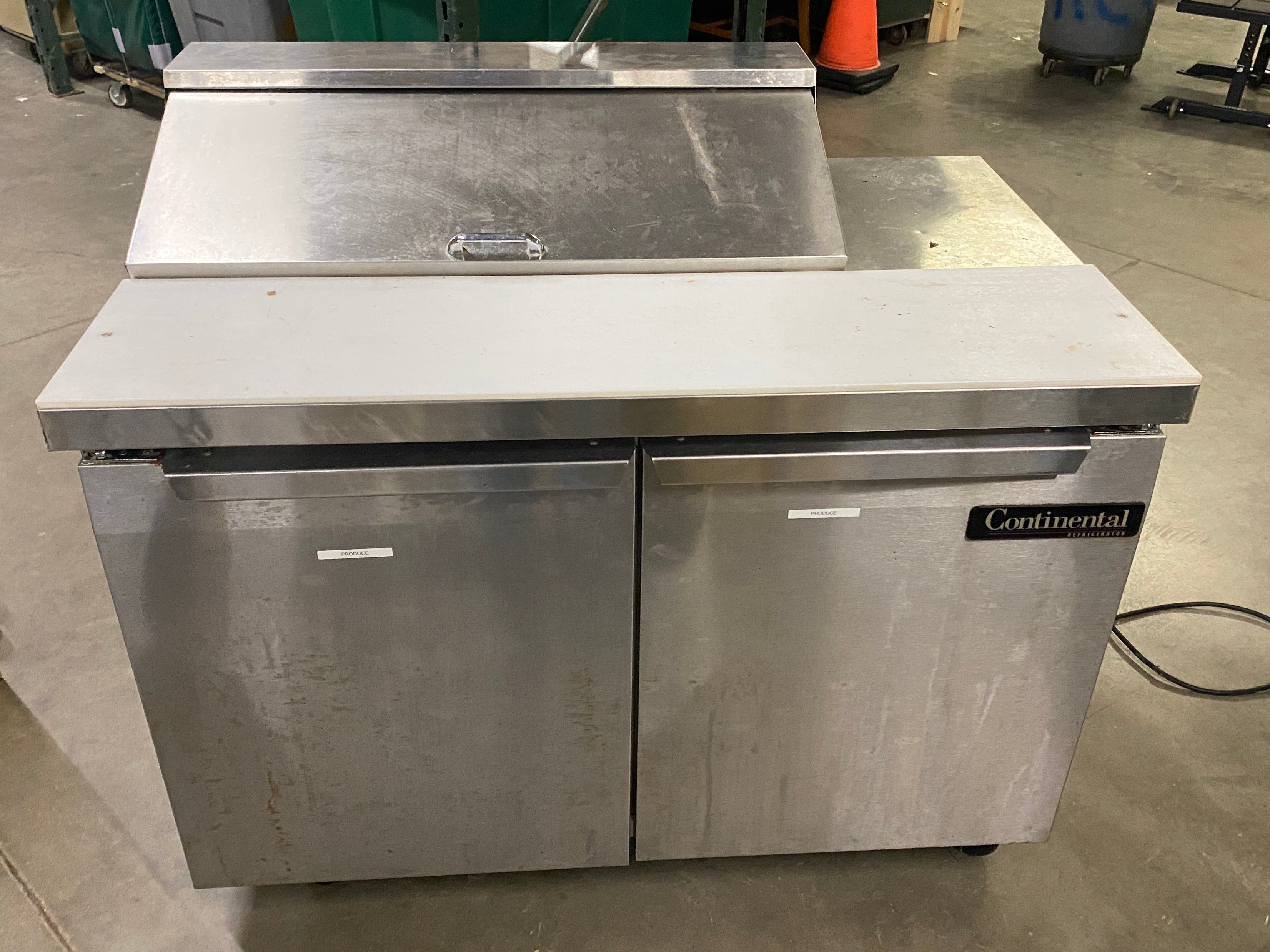 Continental #DL48-10 Deli 2 Door Cooling Cart