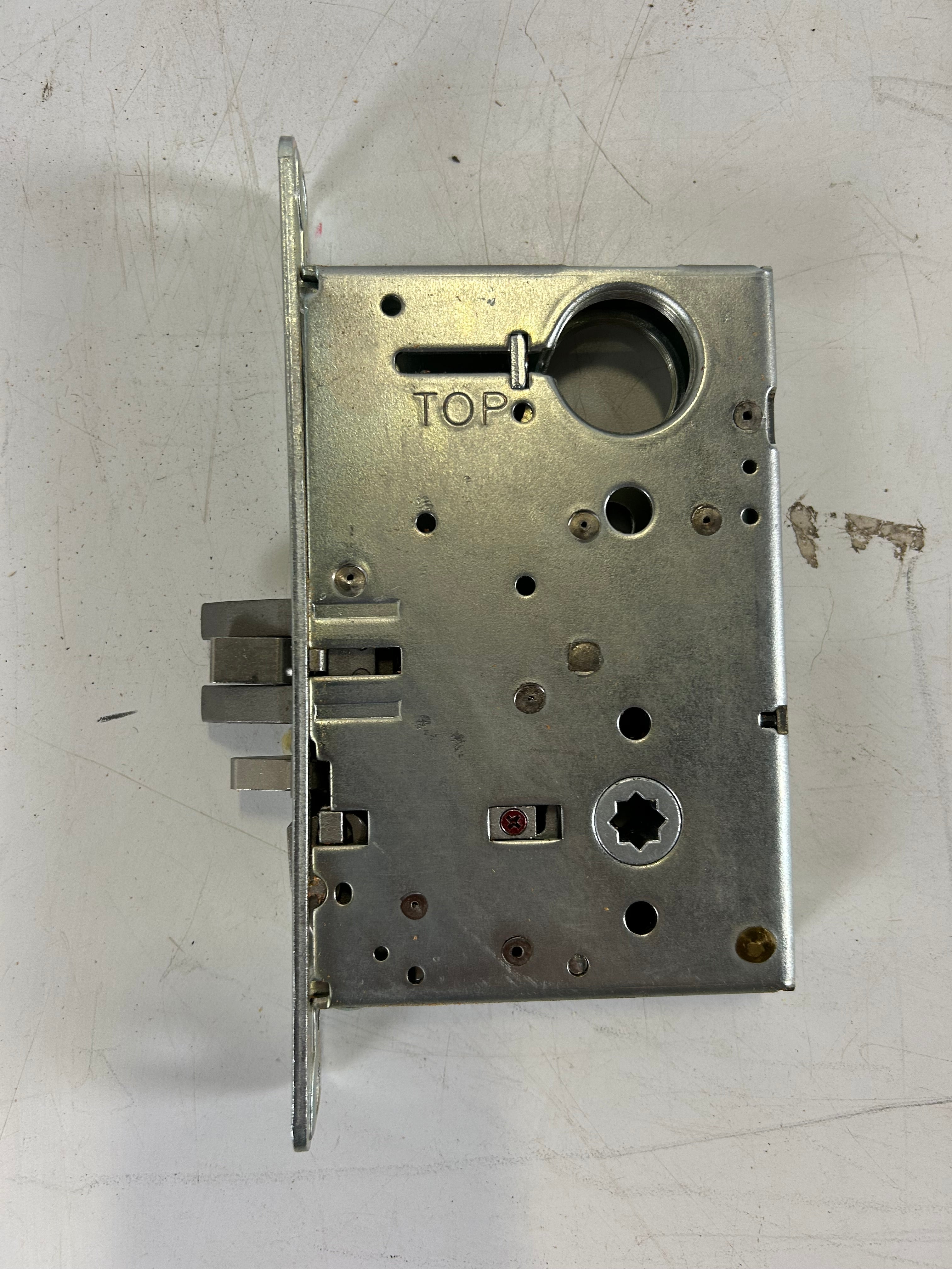 Corbin Russwin Ml2055 Nsm 626 Lever Lockset, Mechanical, Classroom