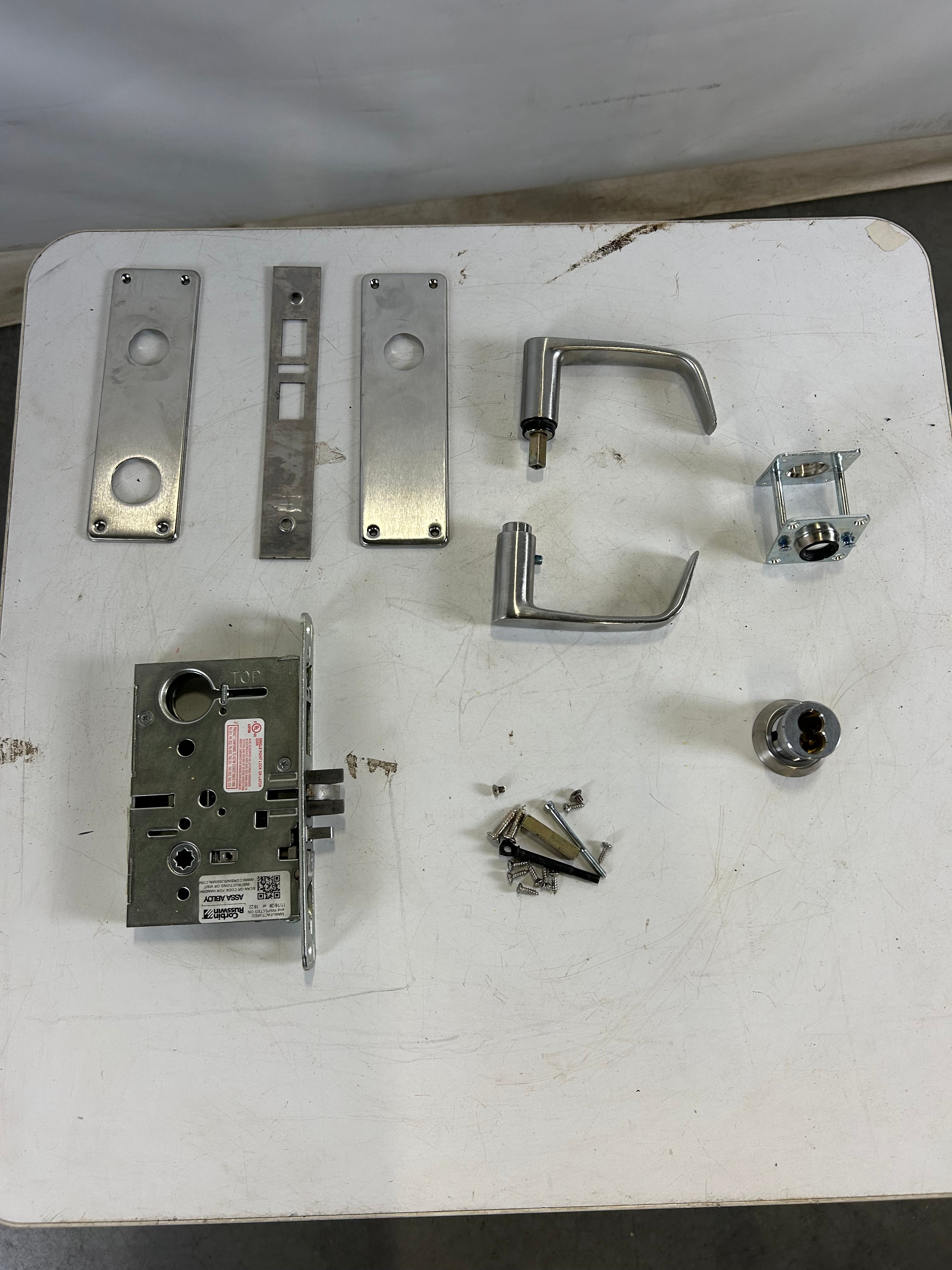 Corbin Russwin Ml2055 Nsm 626 Lever Lockset, Mechanical, Classroom