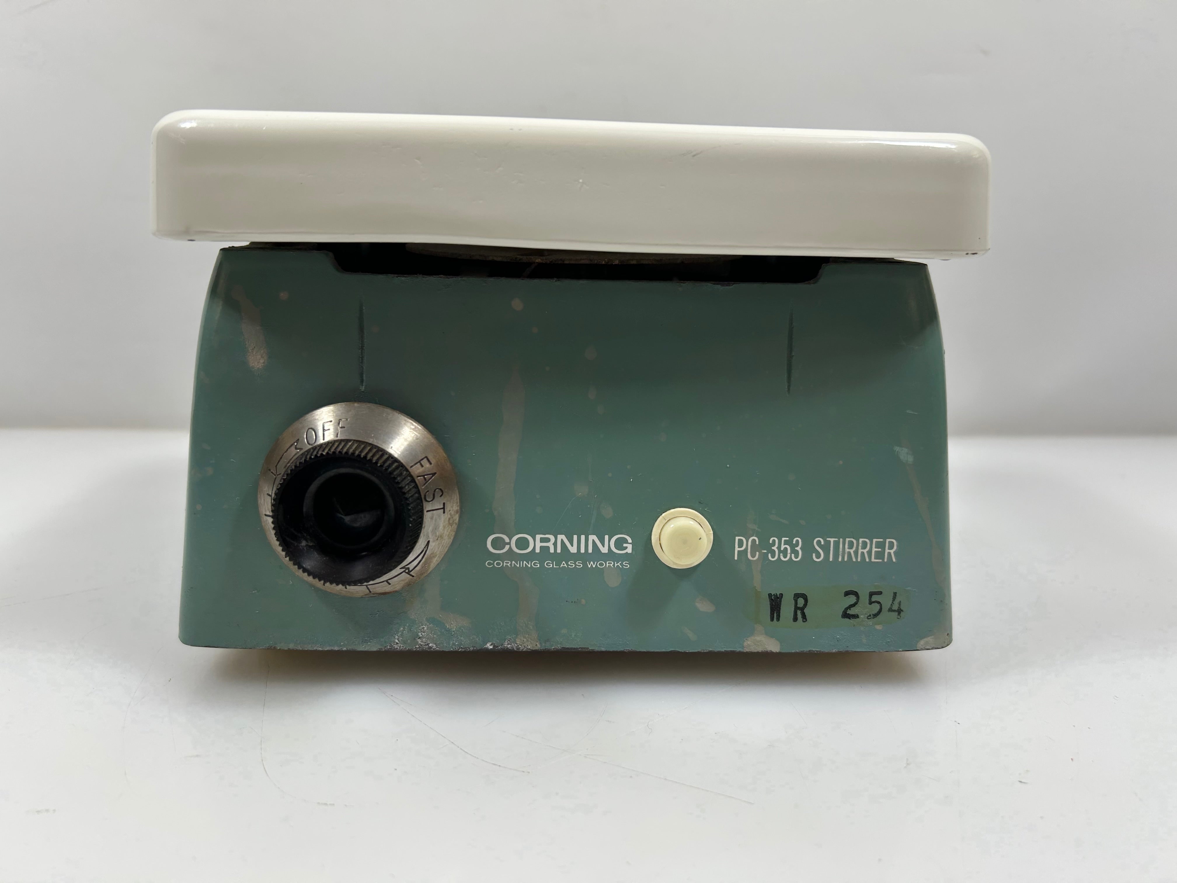 Corning PC 353 Magnetic Stirrer