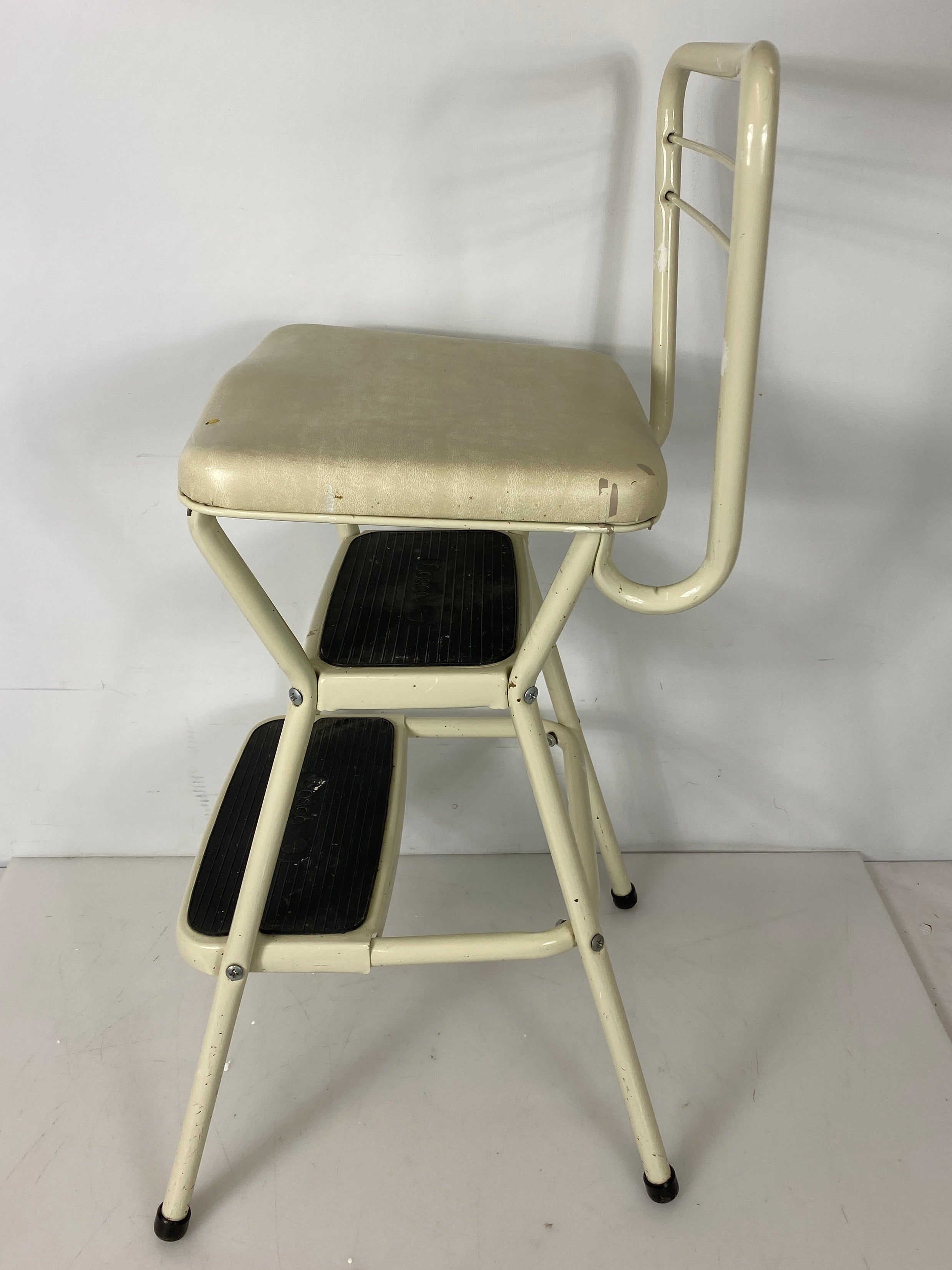 Cosco #11-229 Folding Step Ladder/Chair