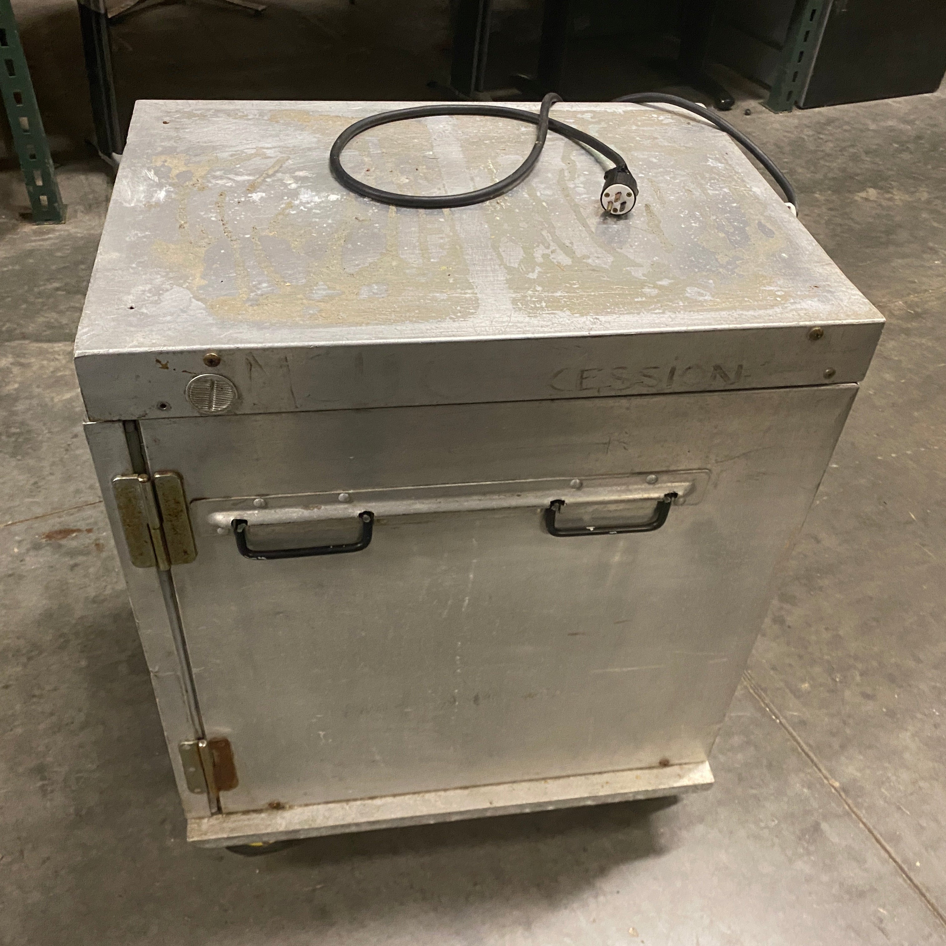 Cres-Cor Crown-X #H-339-1813 Hot Cabinet