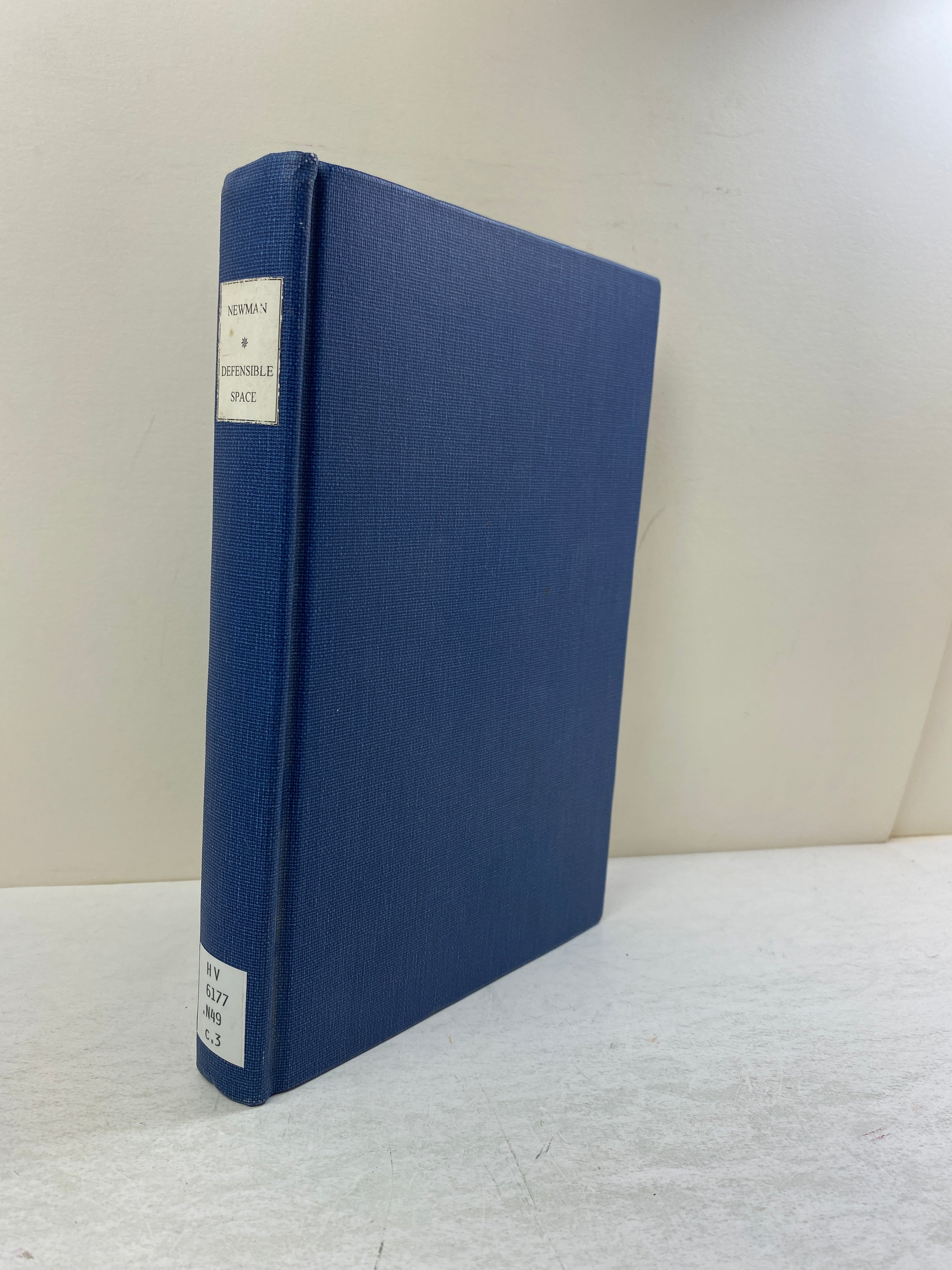 Crime Prevention Through Urban Design Defensible Space Newman Ex-library 1972 HC