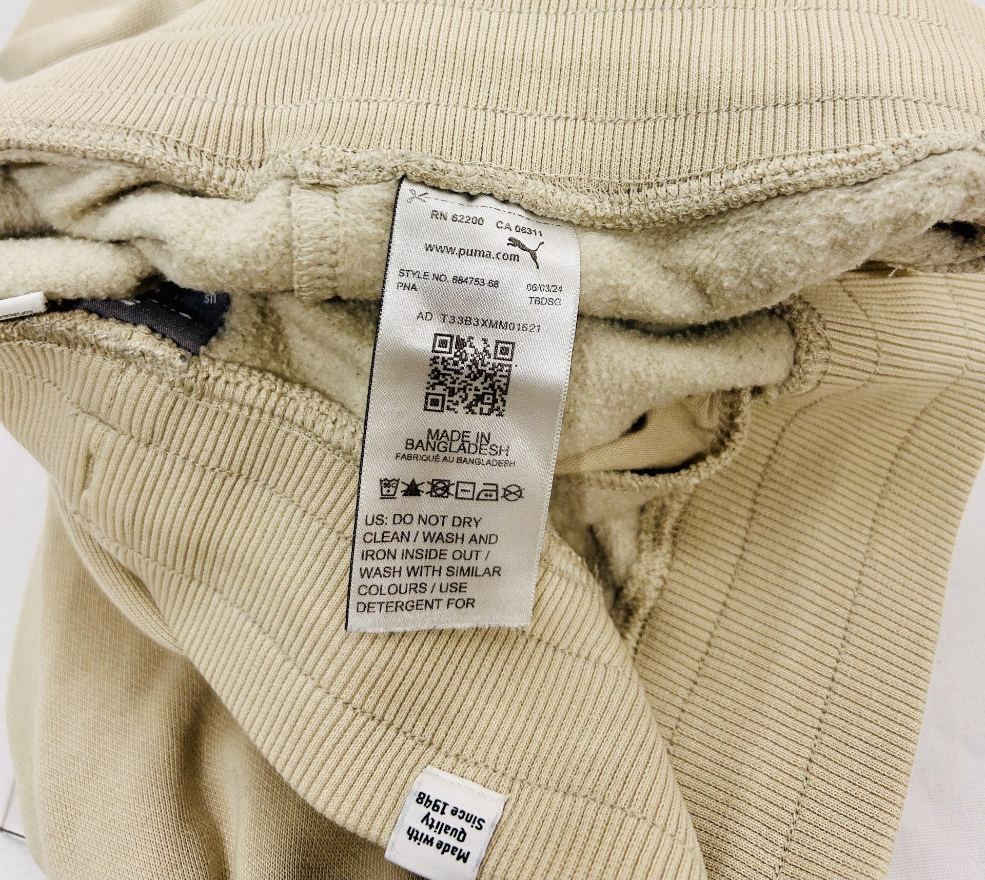 Puma Women's Script Logo Sweatpants in Desert Dust