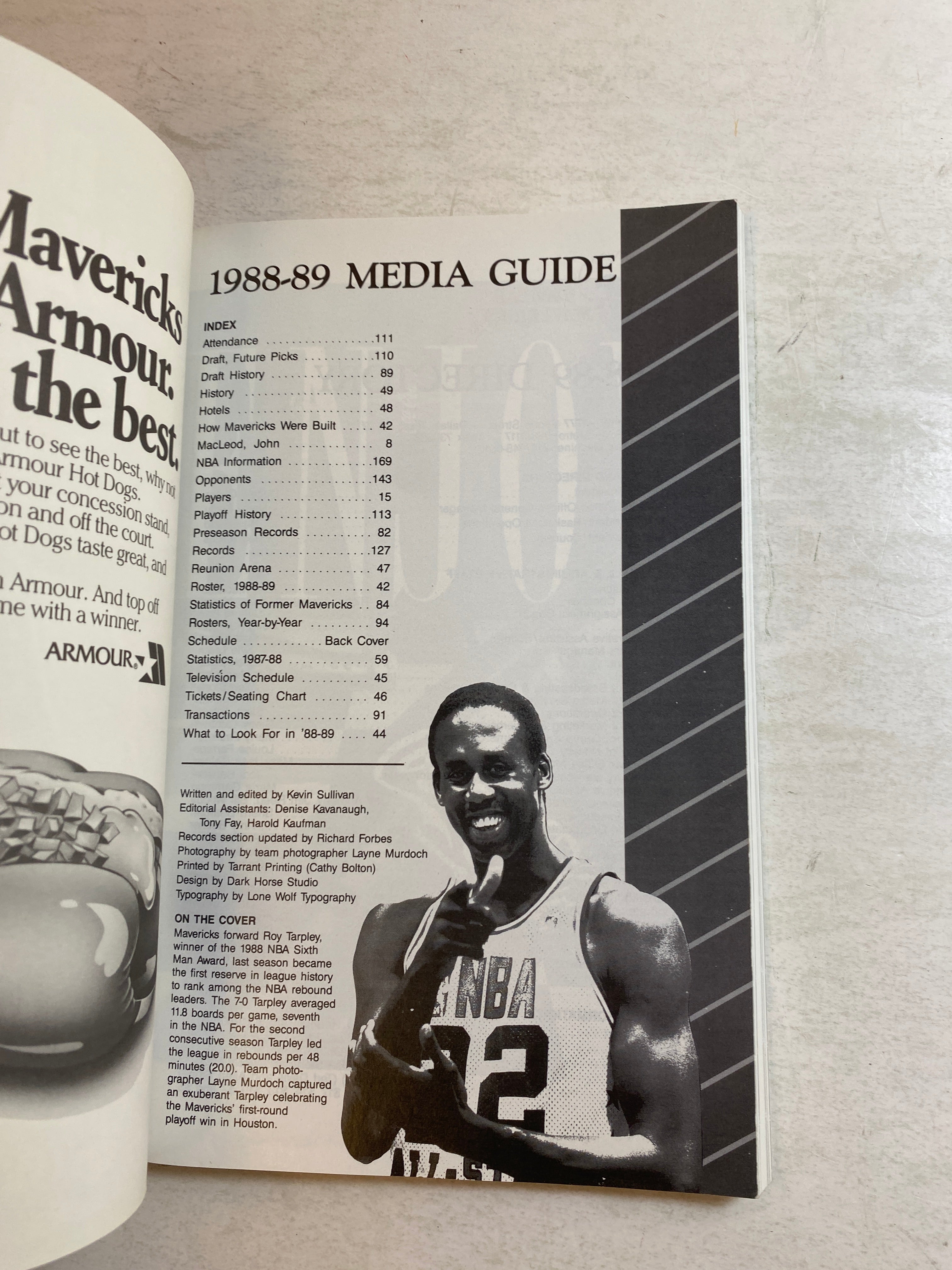 Dallas Mavericks NBA Media Guide 1988-1989