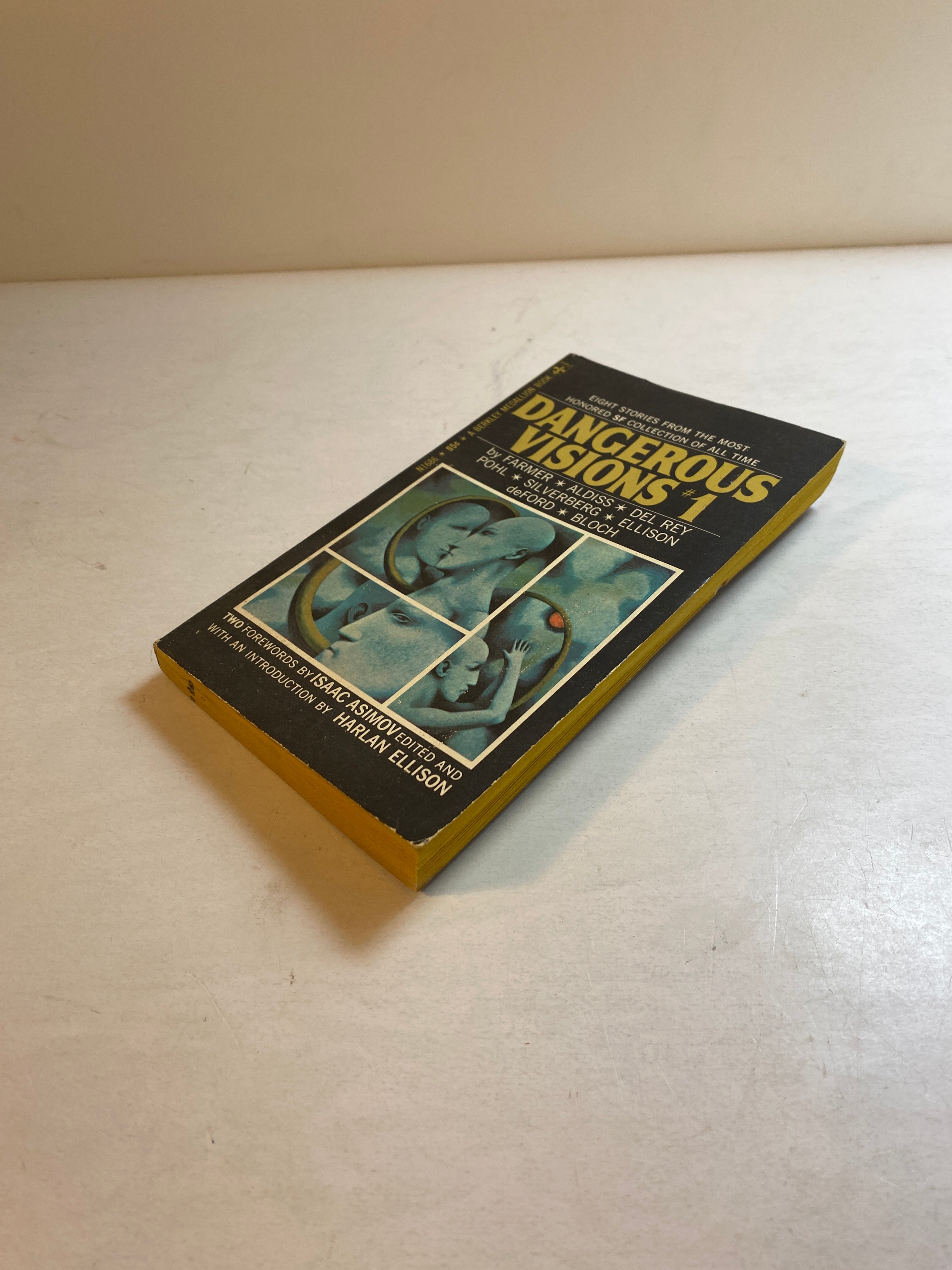 Dangerous Visions #1 Sci-fi paperback Asimov Farmer Aldiss 1967