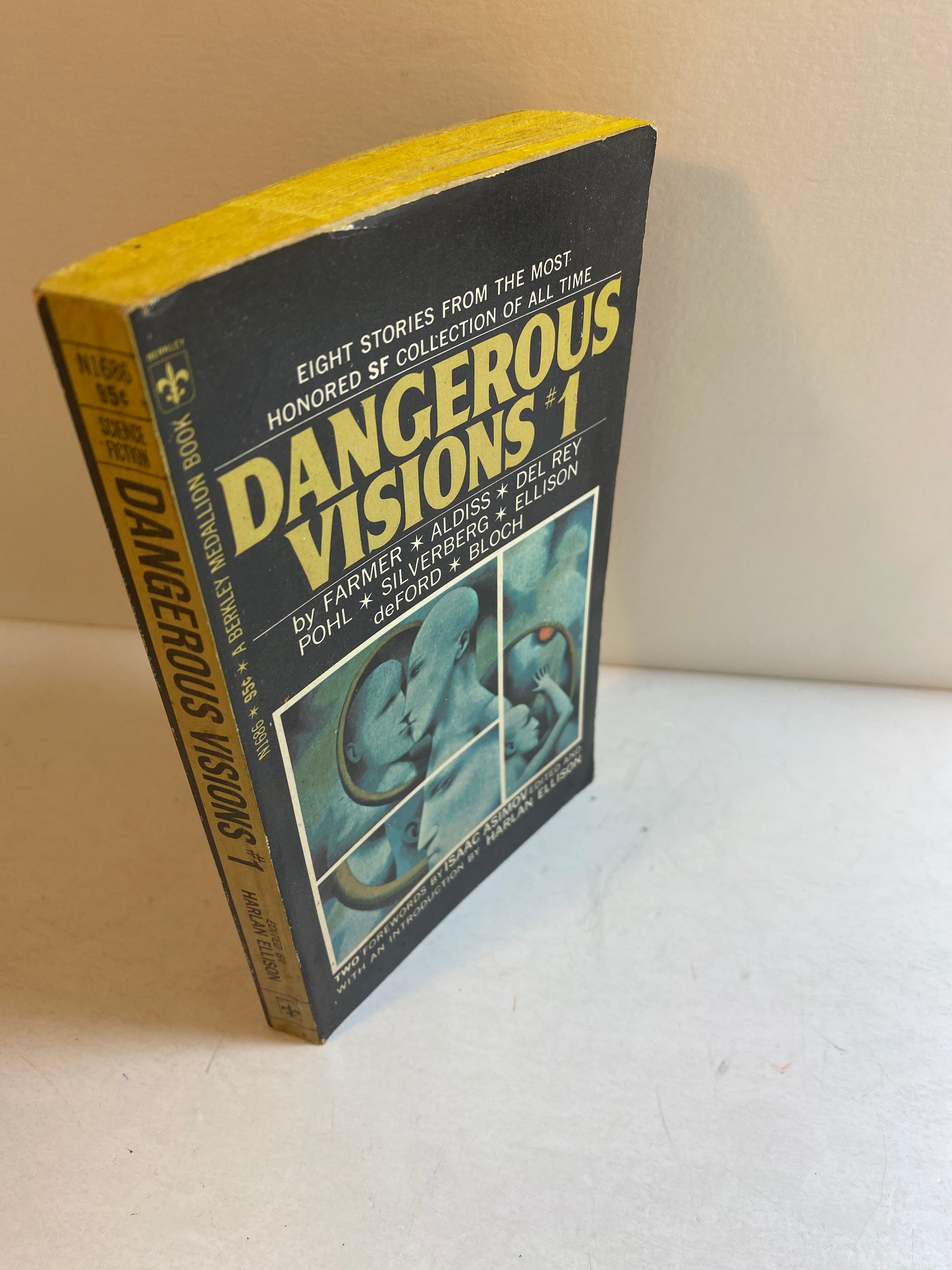Dangerous Visions #1 Sci-fi paperback Asimov Farmer Aldiss 1967