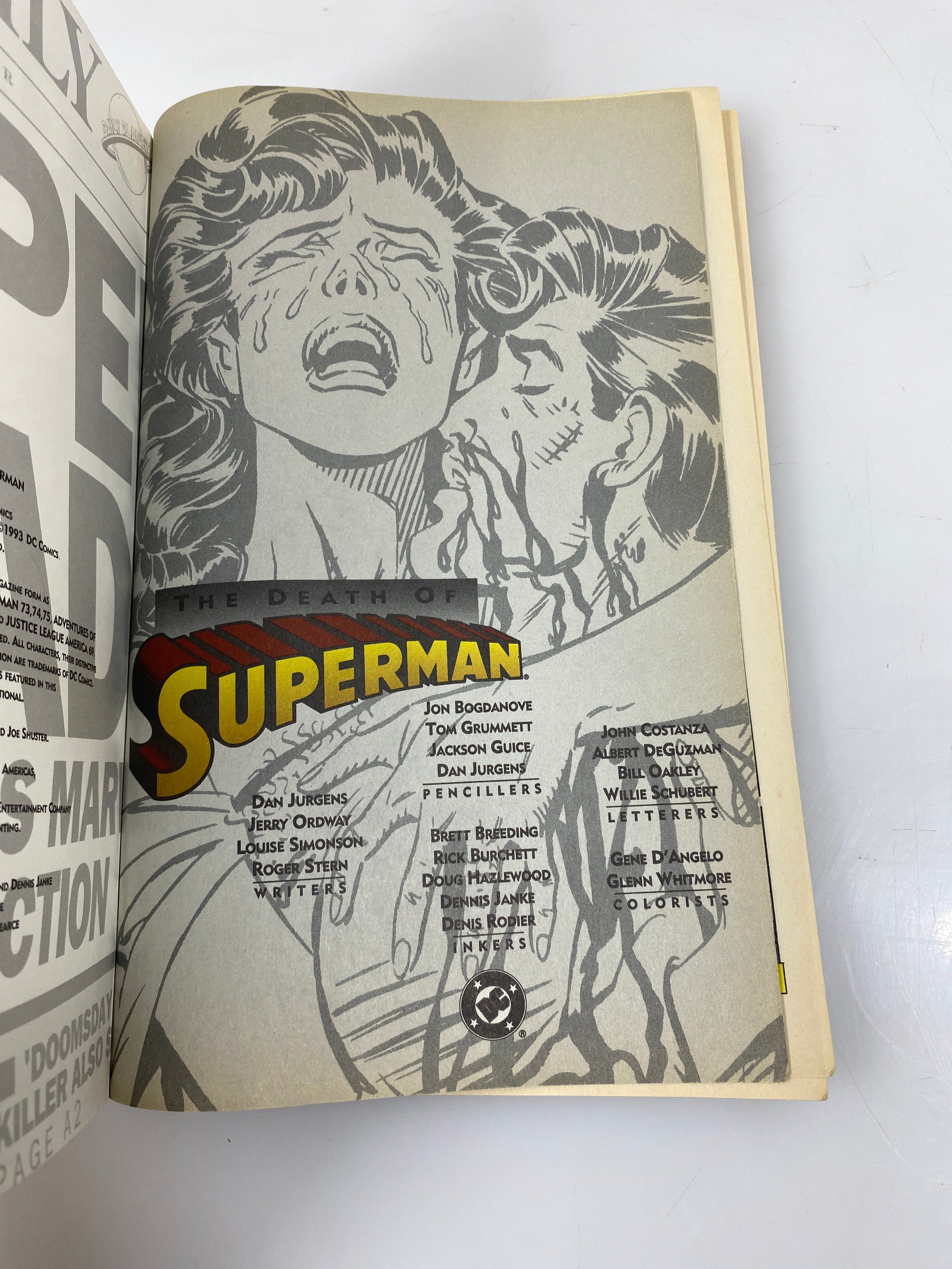 Death of Superman SC Book DC Comics 1993