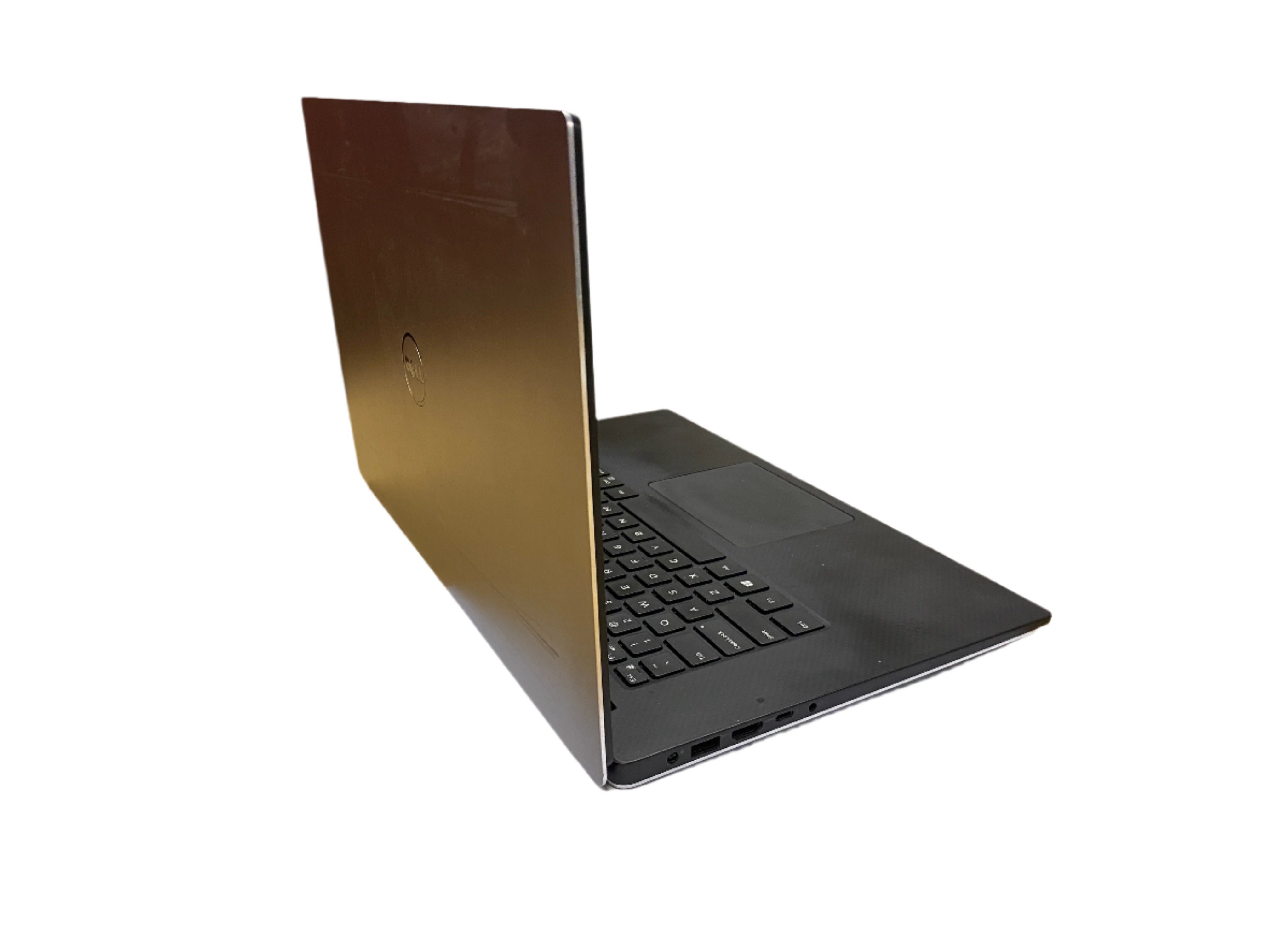 Dell Precision 5520 i7 7th Gen 8GB DDR4 *NO HDD*