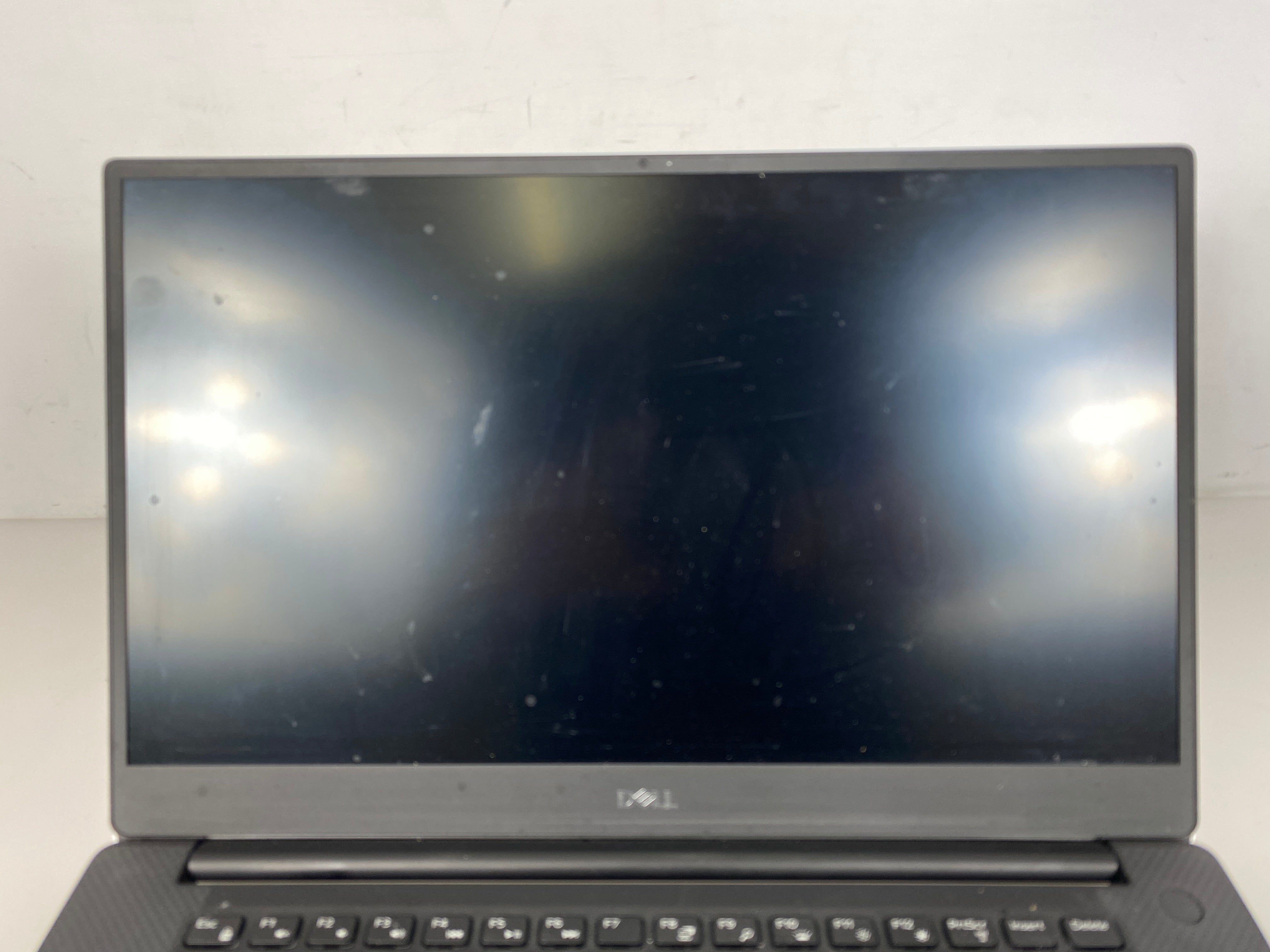 Dell XPS 15-7590 i7 9th Gen Windows 11 Home