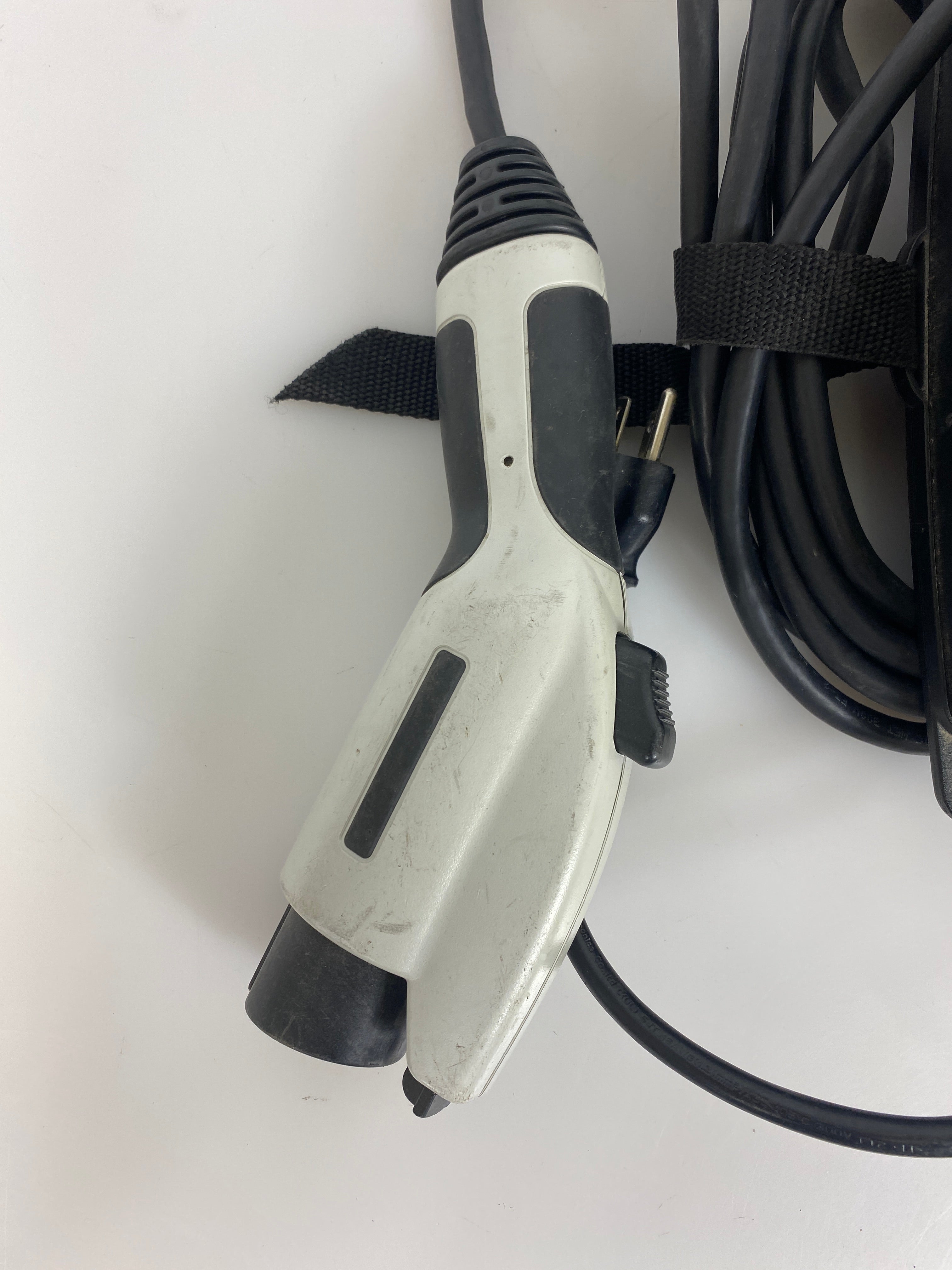Delphi PCS-i7644239-03 Electric Vehicle Charger *Untested*