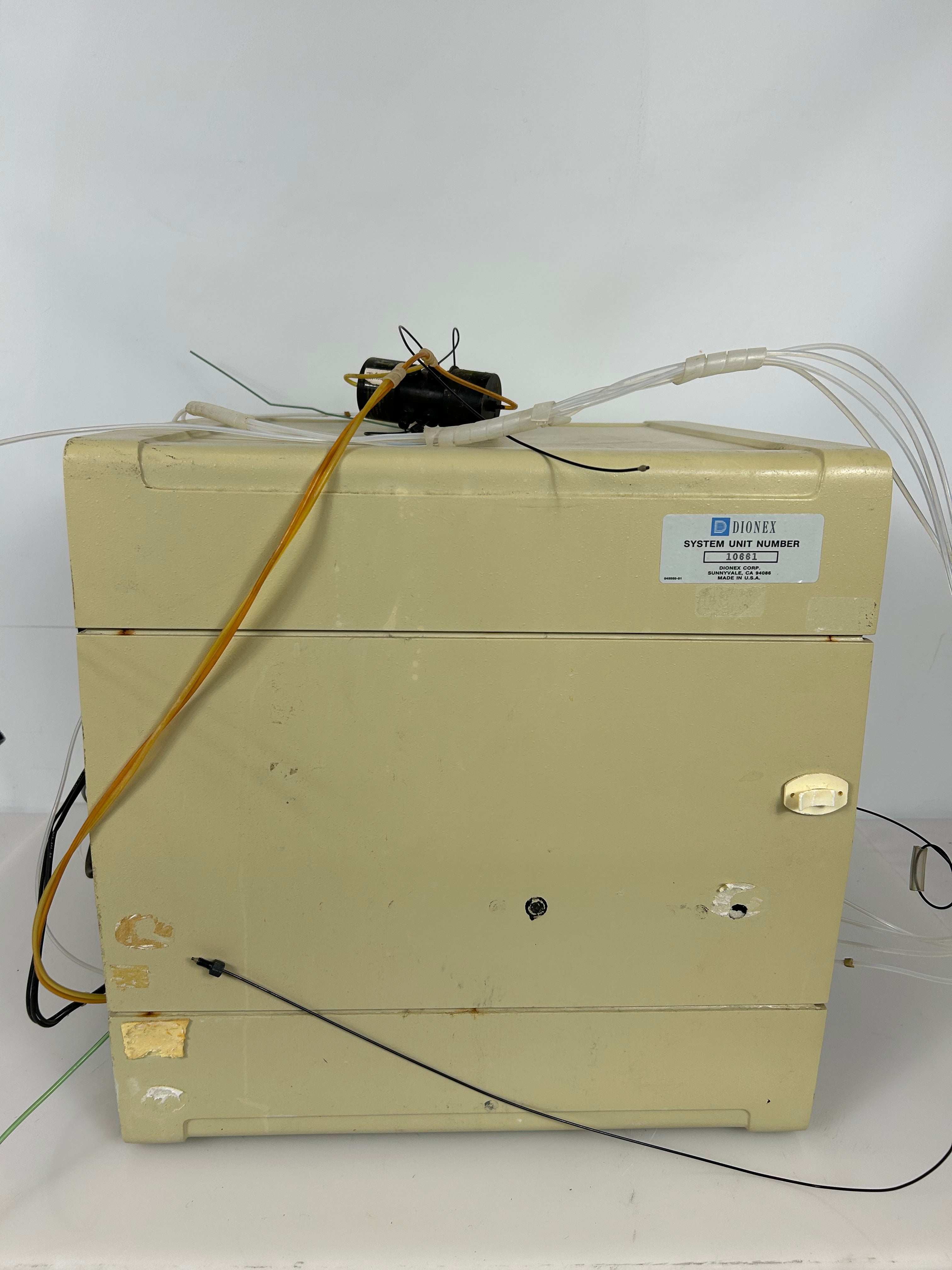 Dionex 4500i Series Conductivity Detector/Gradient Pump *Untested*