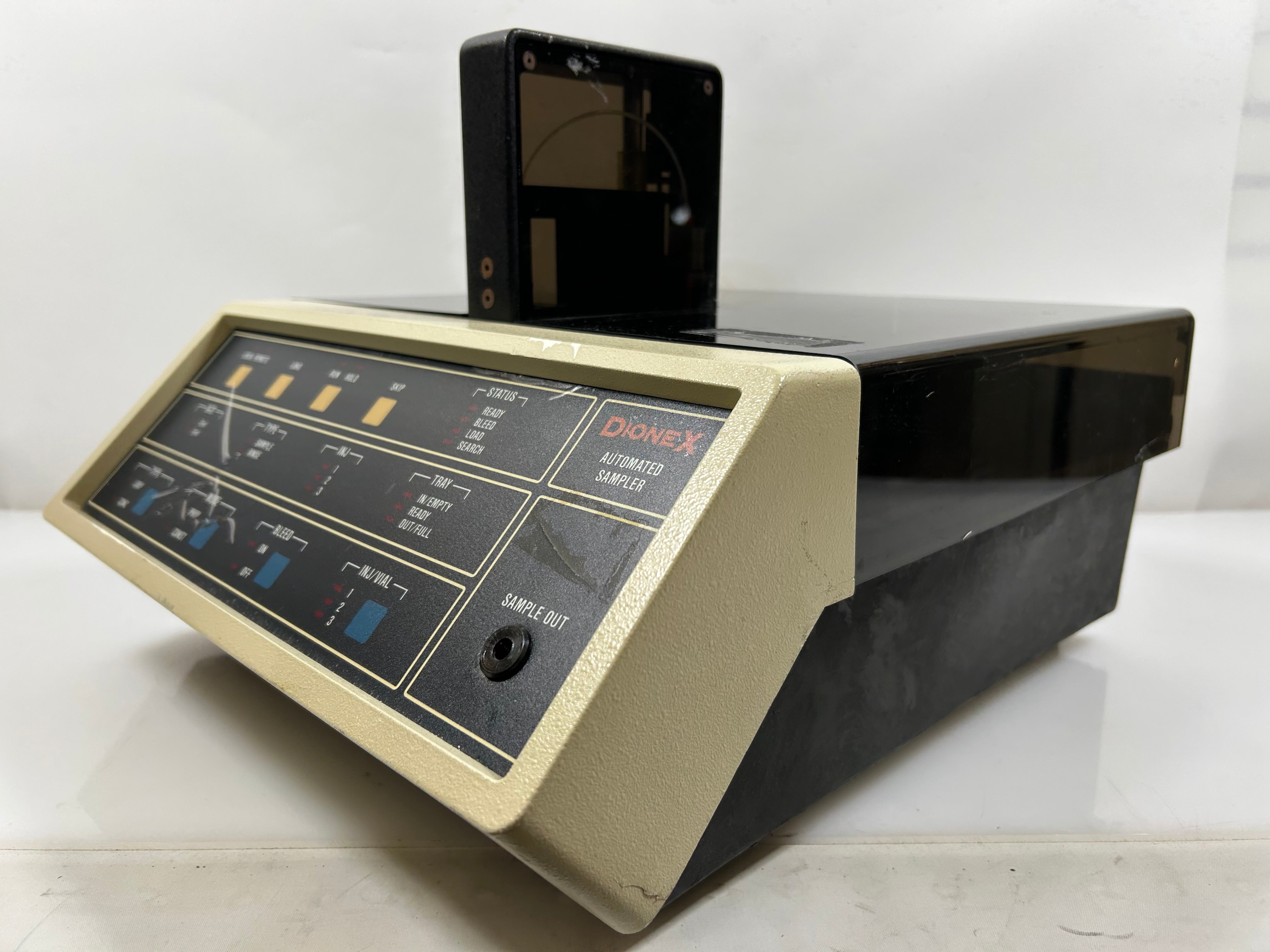 Dionex Automated Sampler *Untested*