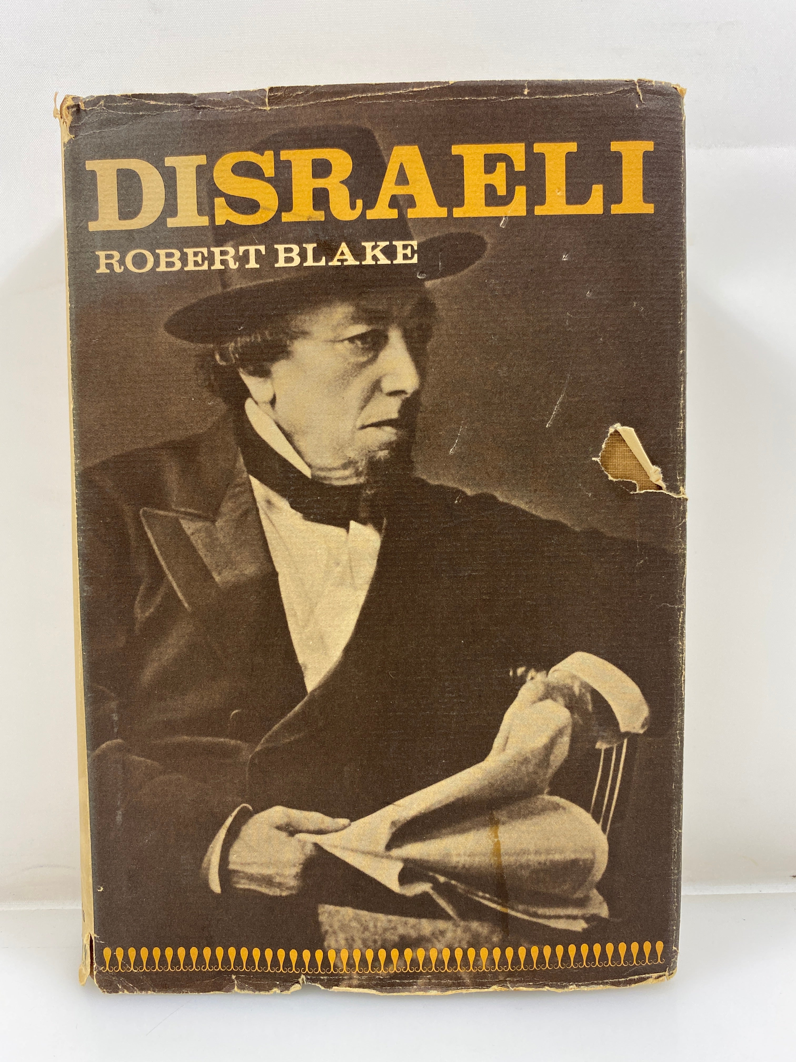 Disraeli by Robert Blake 1967 HCDJ