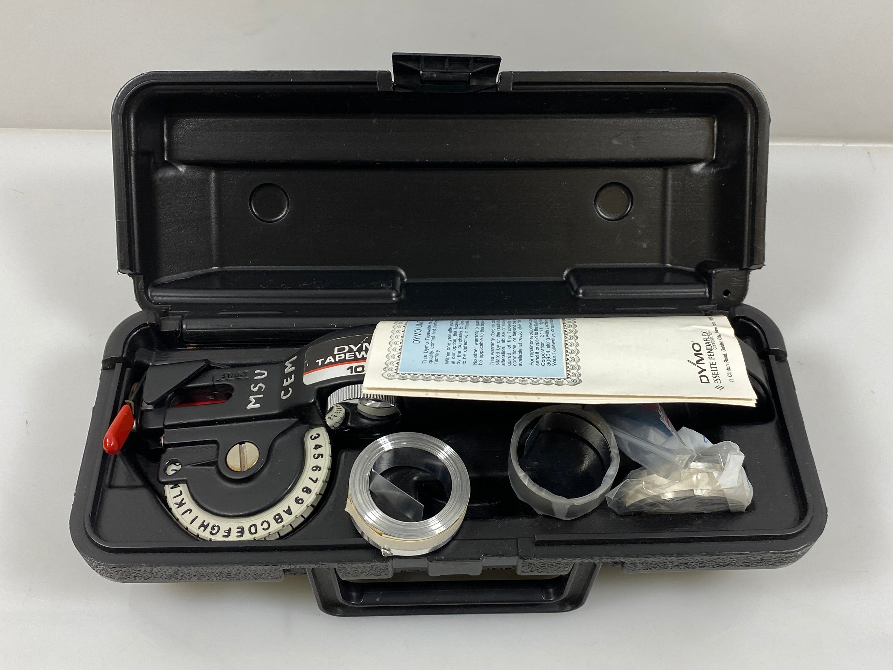 Dymo #1011 Embossing Label Maker Kit