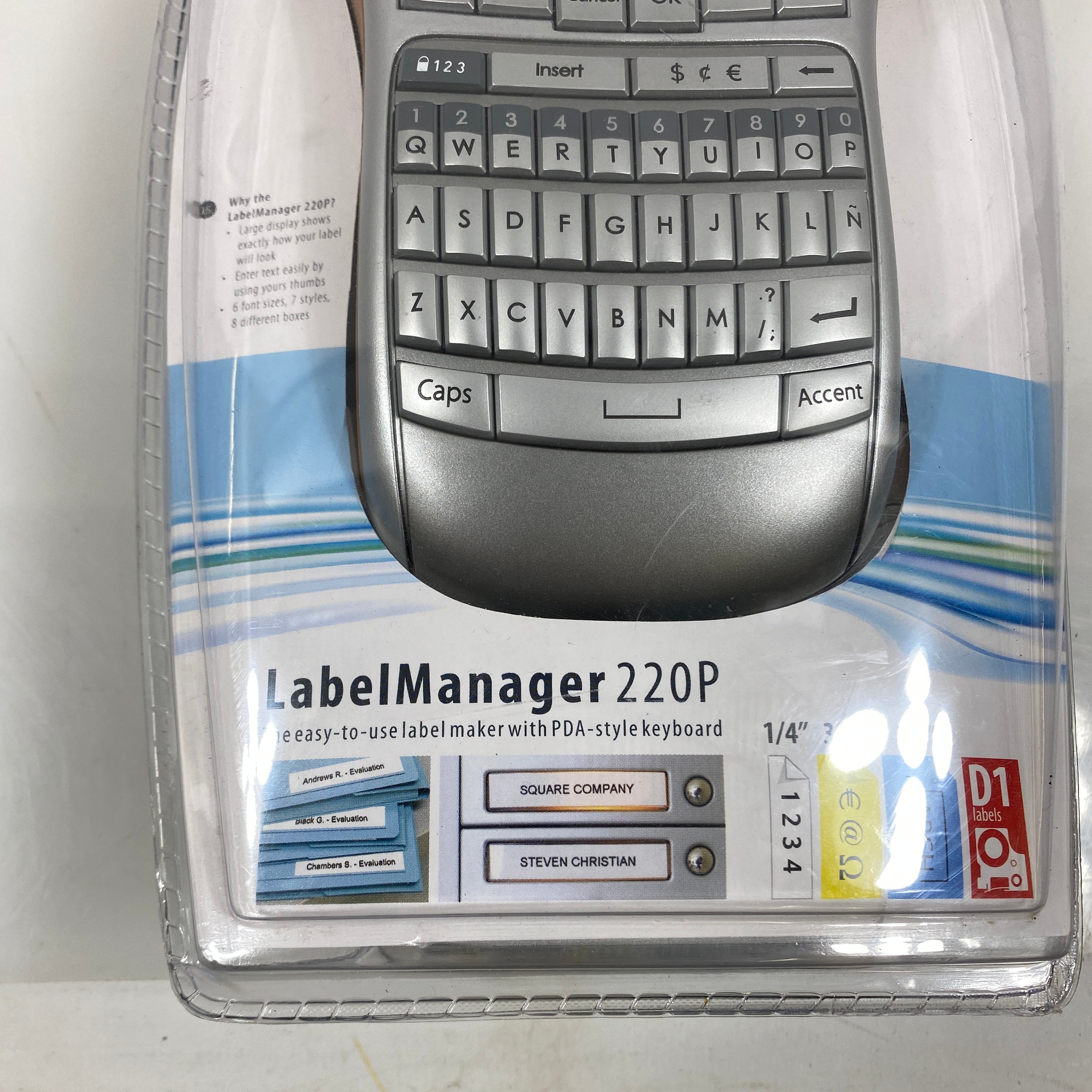 Dymo Label Manager #220P Label Making Kit