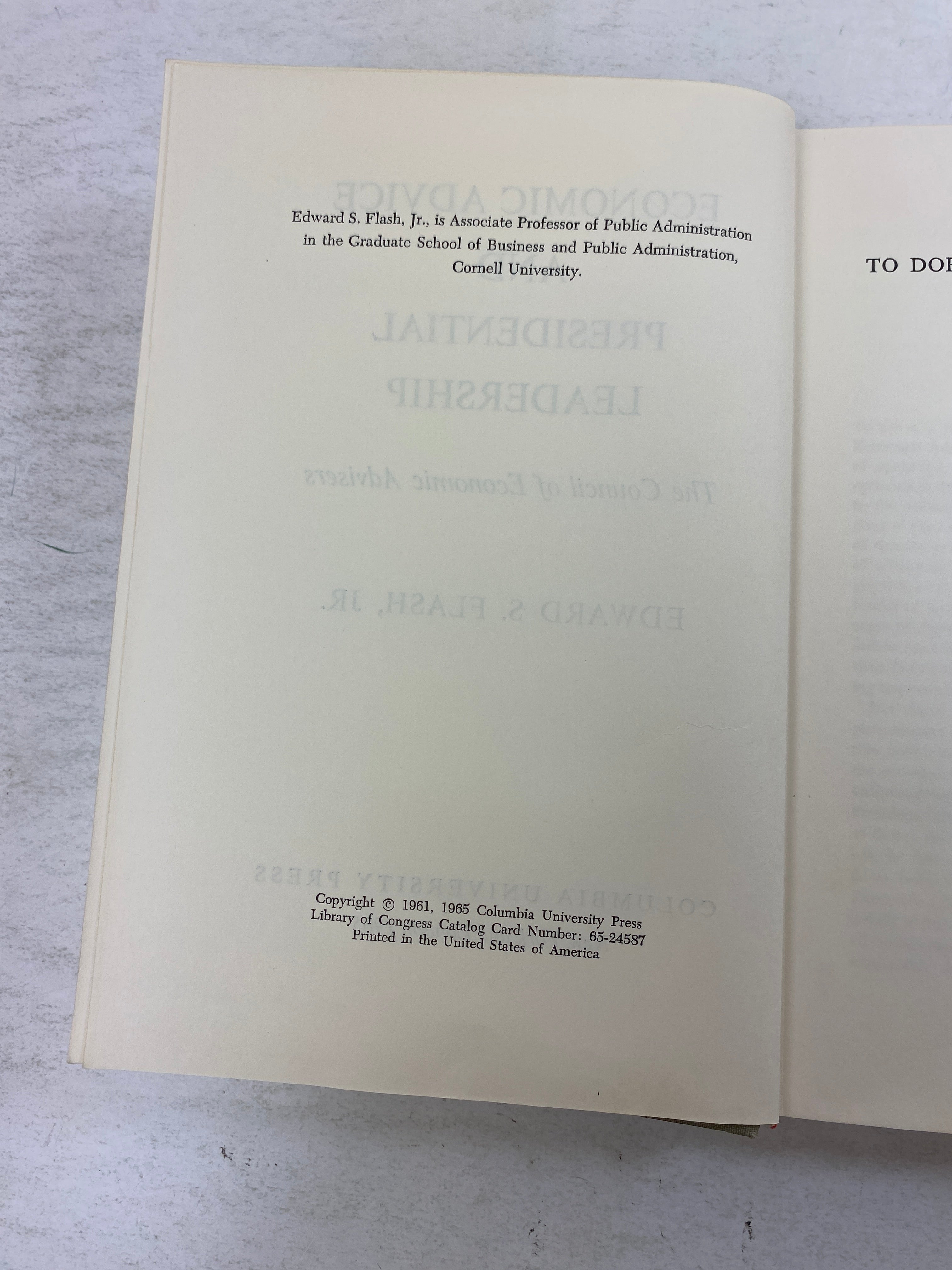 Economic Advice and Presidential Leadership by Flash Ex-library 1965 HC