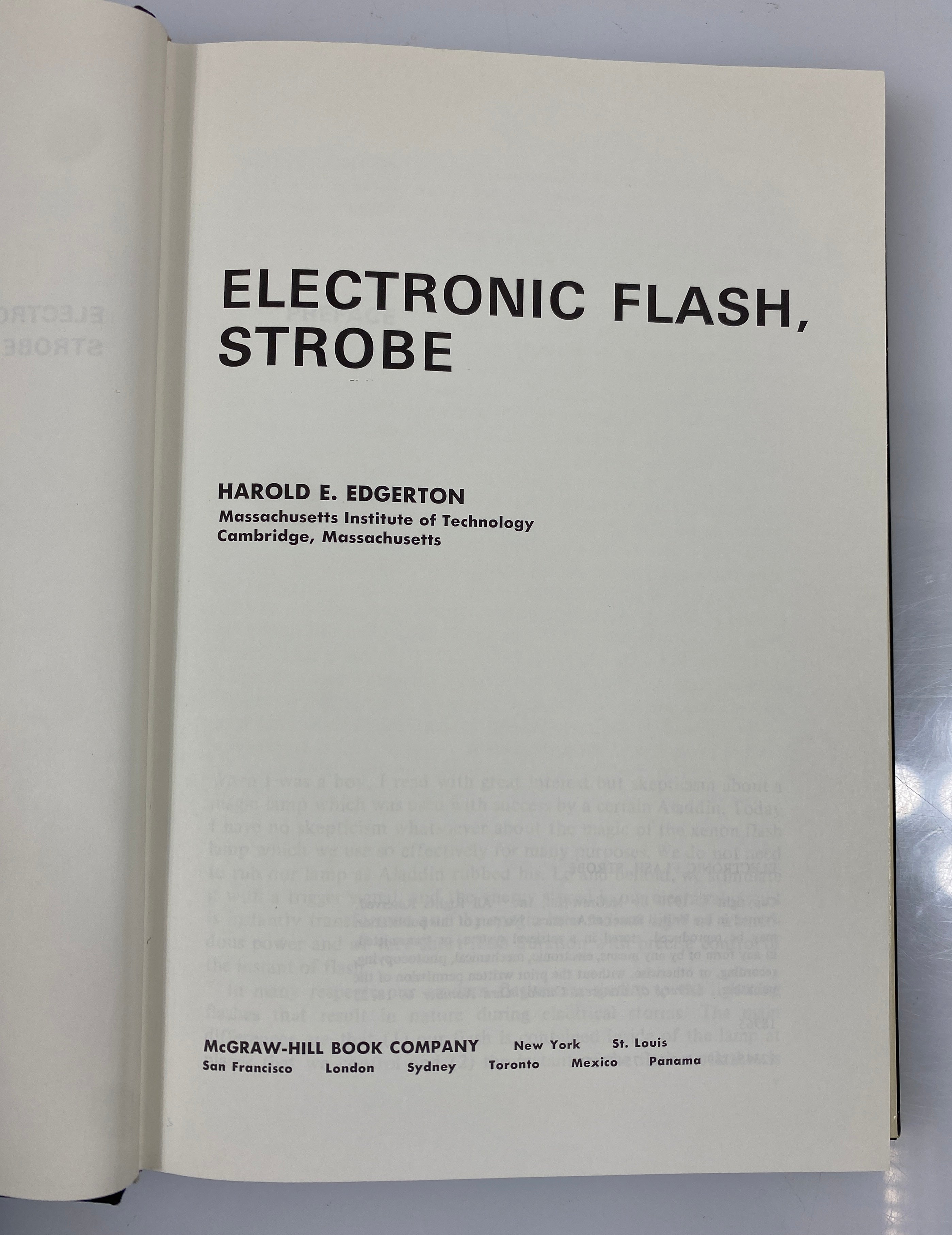 Electronic Flash Strobe by Harold Edgerton 1970 Vintage HC DJ