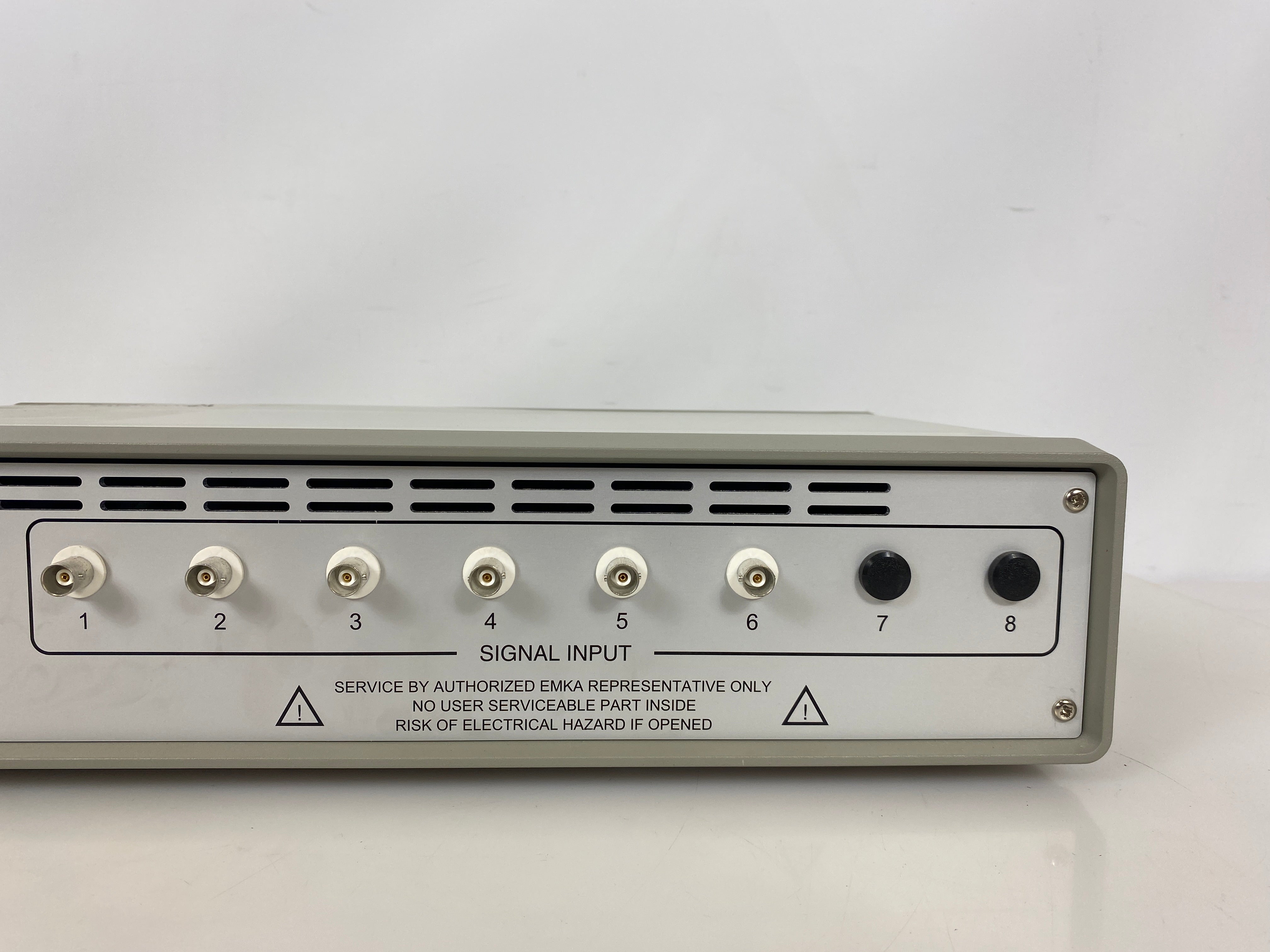 EMKA Technologies TLR-VAA 8 Channel Hub