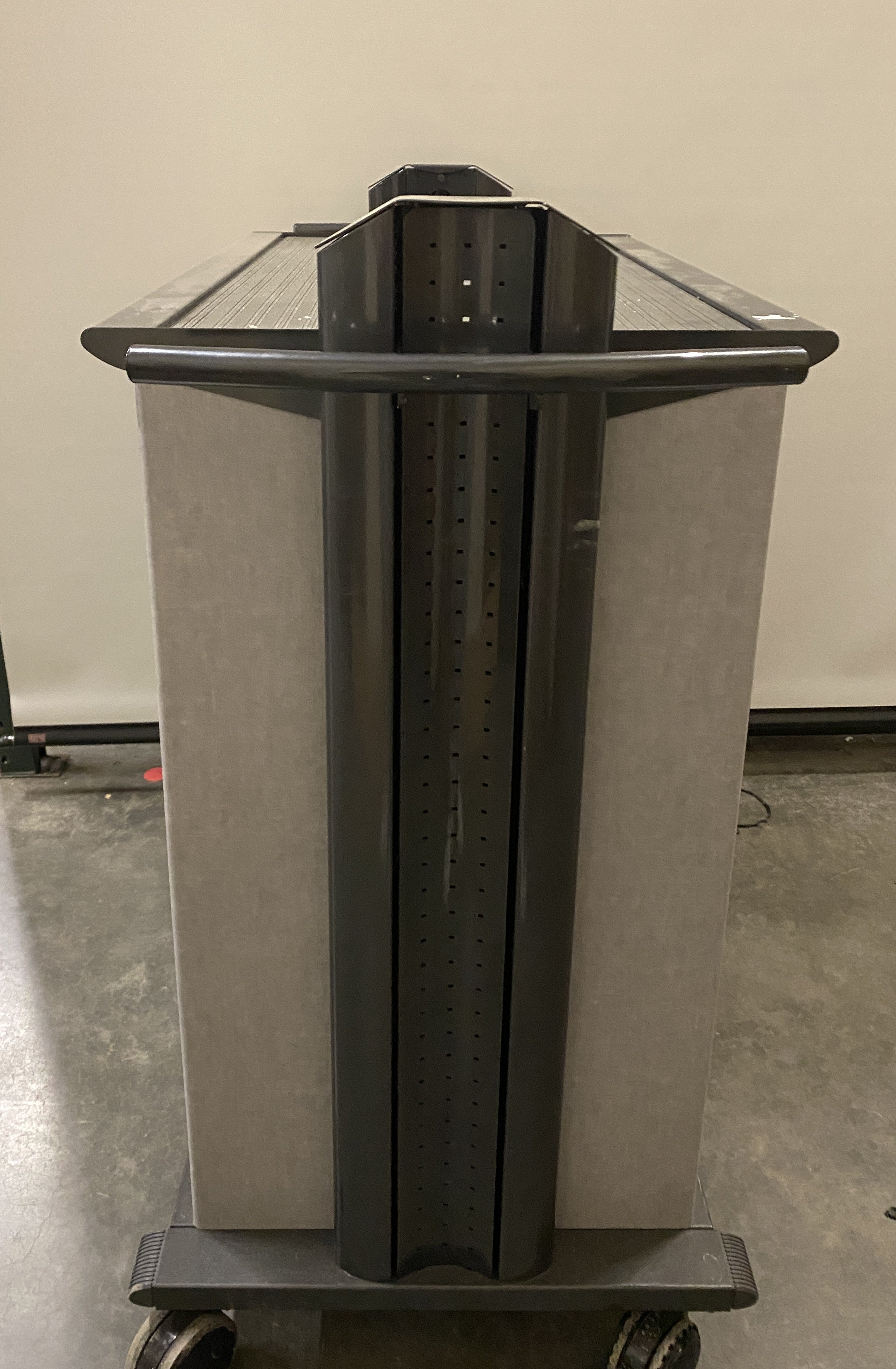 Enclosed IT Computer Cart