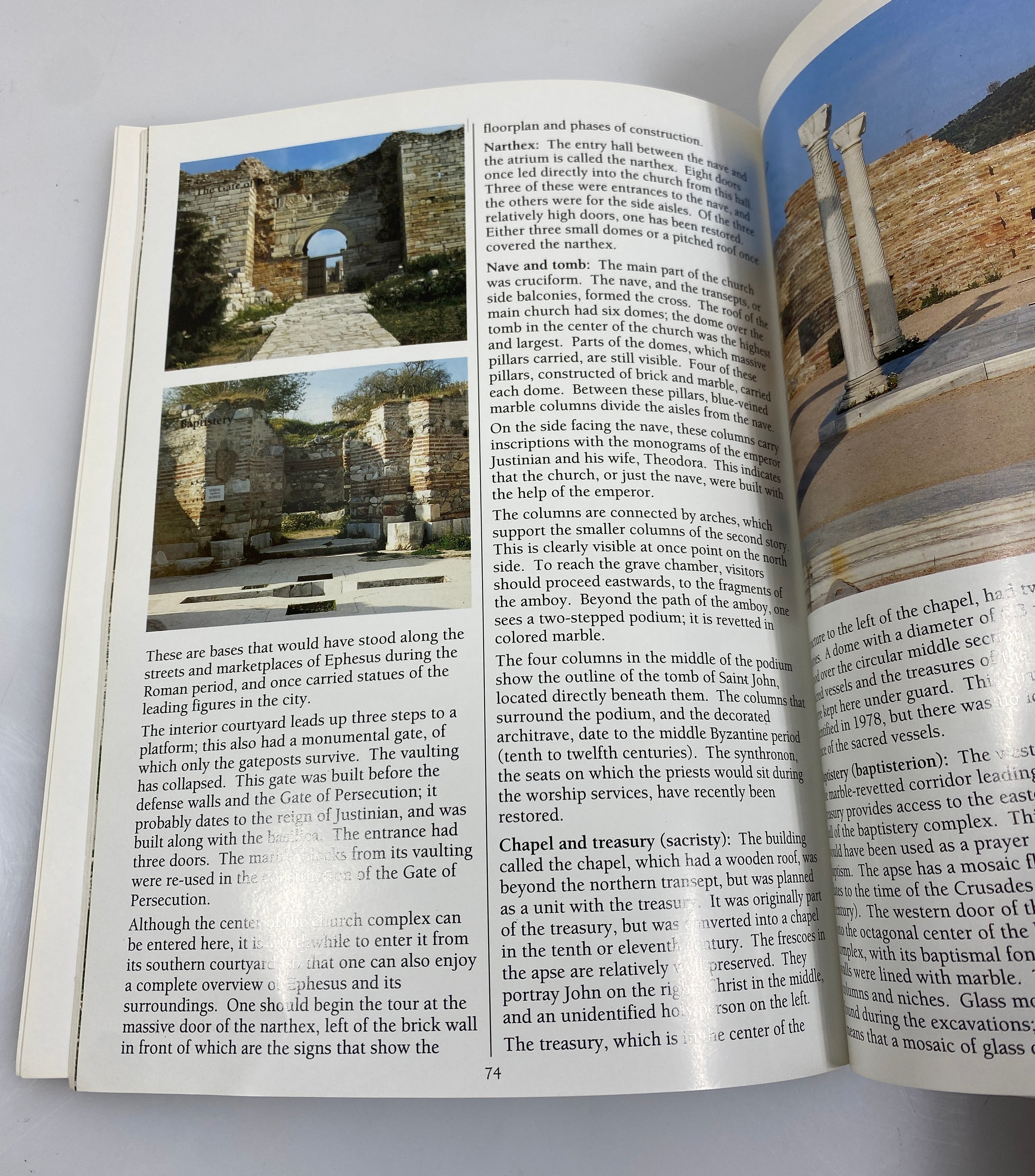 Ephesus (English) Photographic History Do-Gu Publications 1995 SC