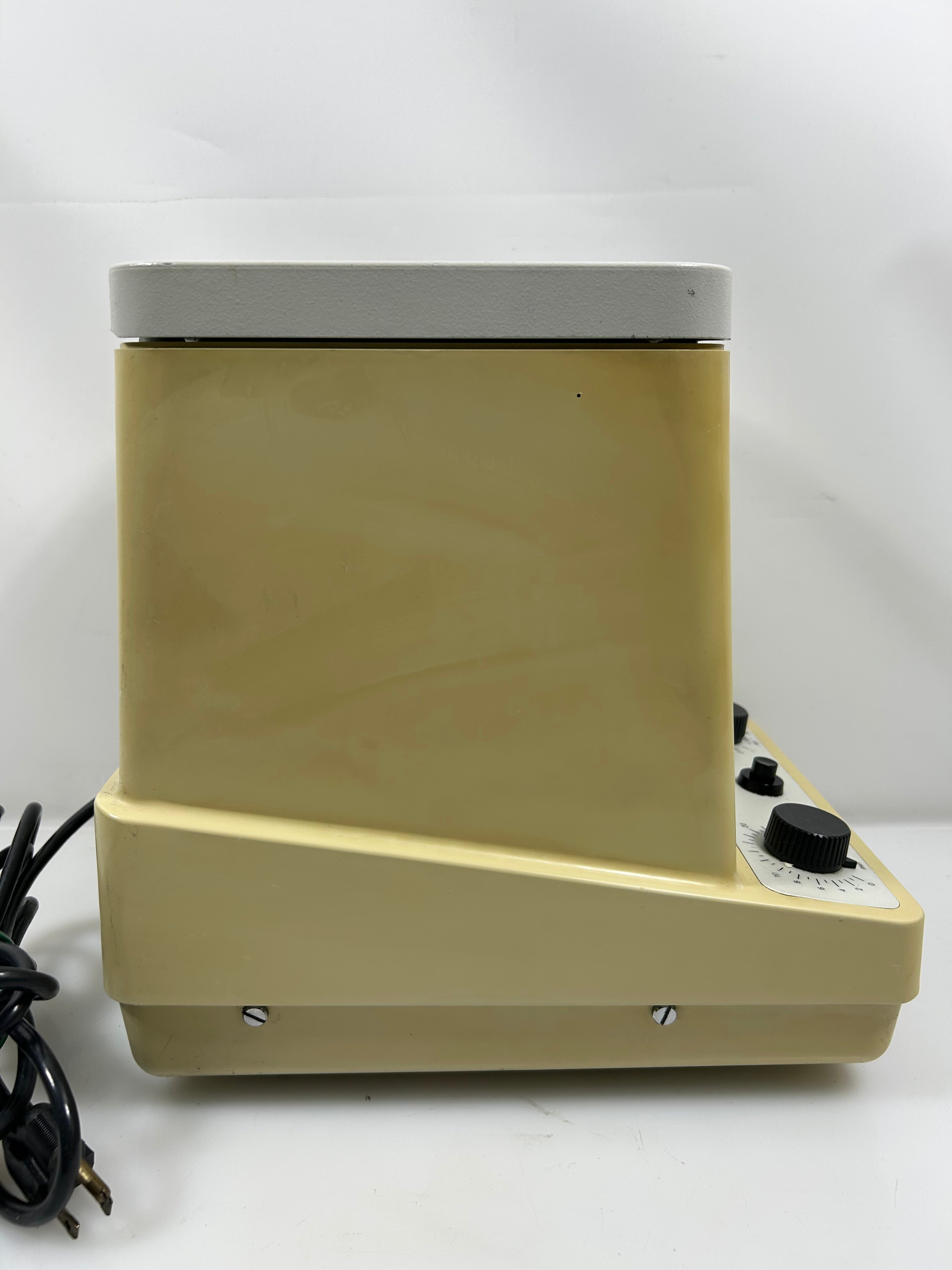 Eppendorf Centrifuge 5415C