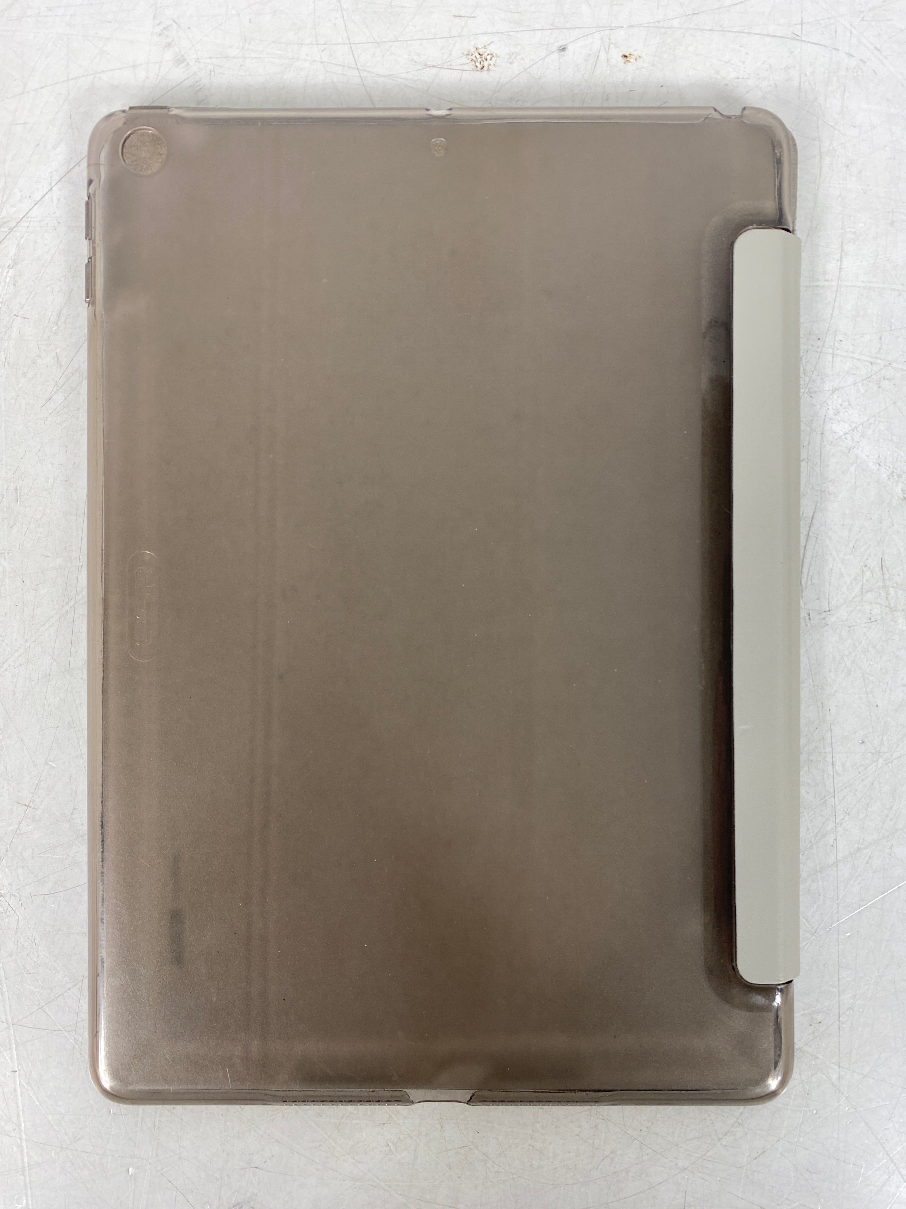 ESR Gray Magnetic 9.7" iPad Case