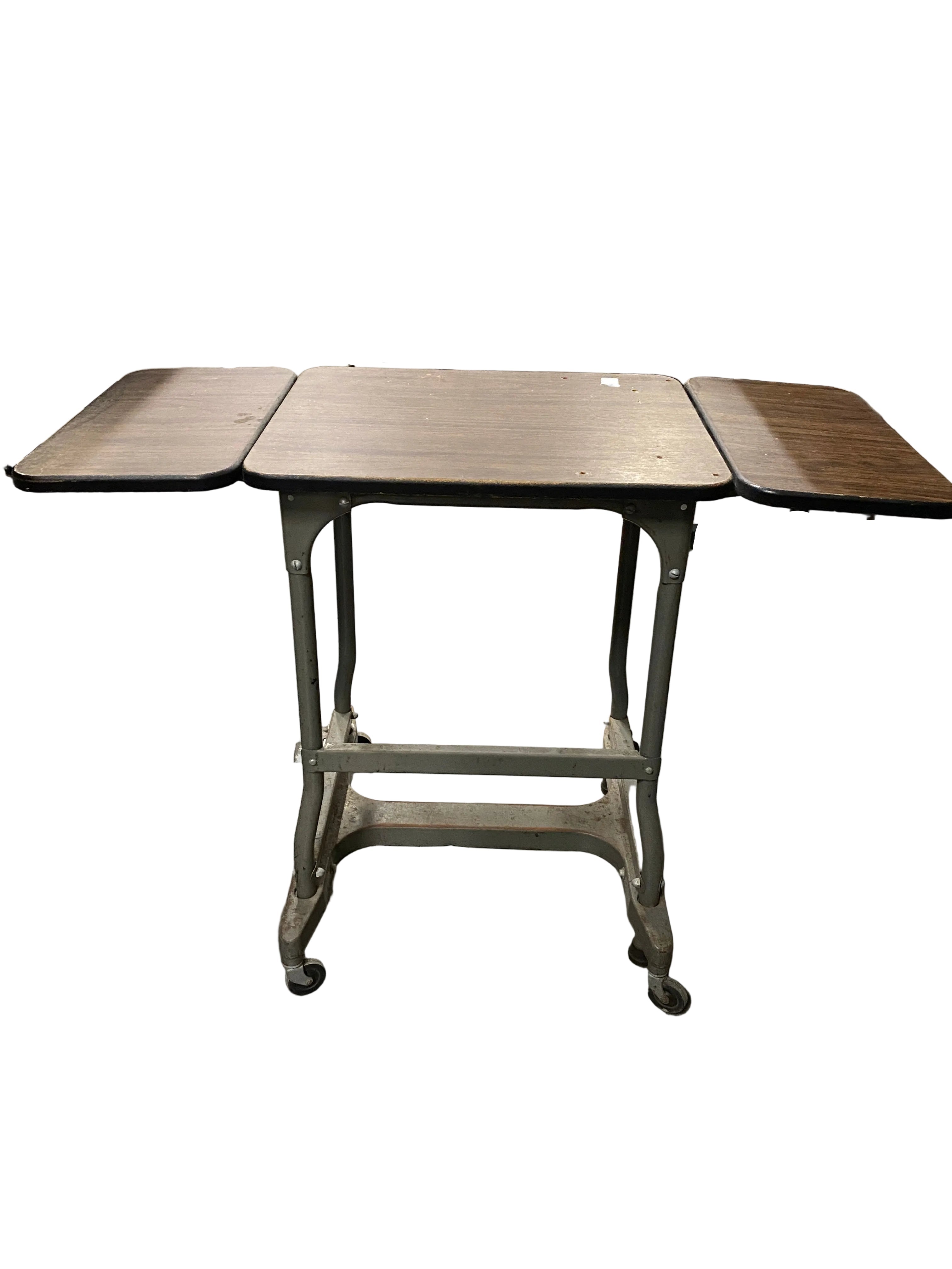 Extendable Table With Wheels
